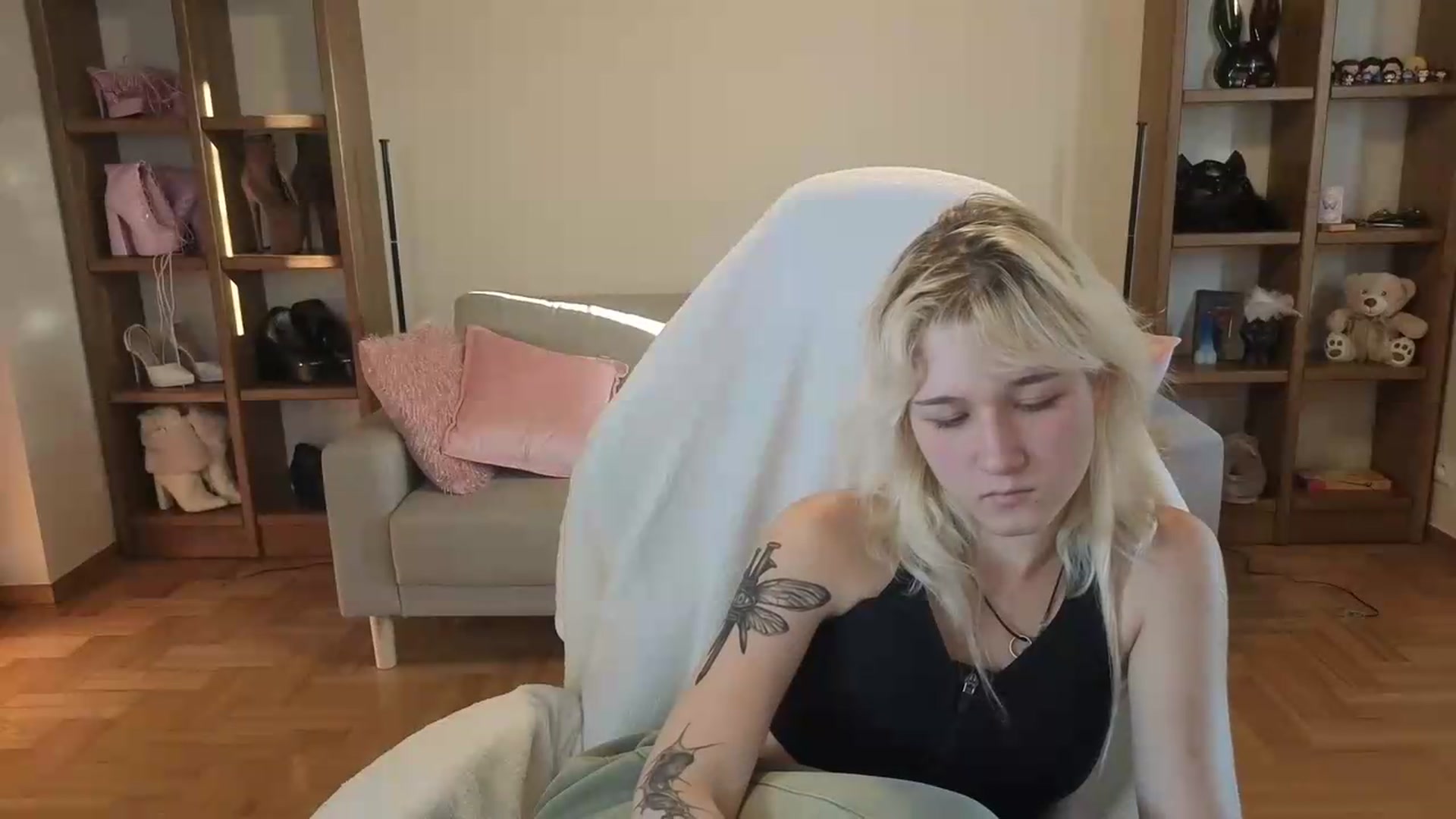 Gallery image thumbnail from Liliia's myfreecams stream on, 06/06/2026, 17:47 image 11 of 20