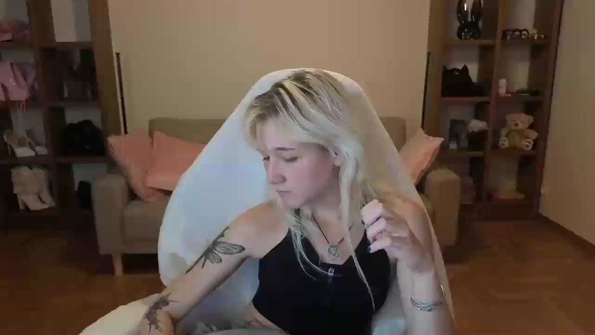 Gallery image thumbnail from Liliia's myfreecams stream on, 06/06/2026, 20:27 image 12 of 20