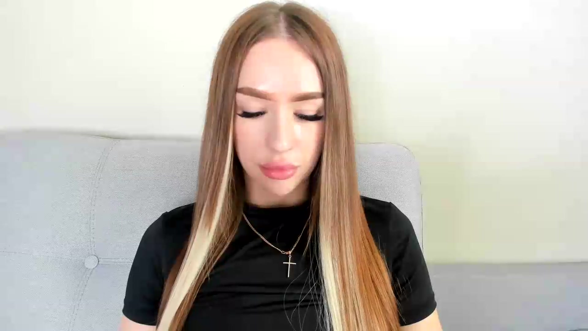 Gallery image thumbnail from Lilisa's myfreecams stream on, 06/07/2026, 09:27 image 8 of 20