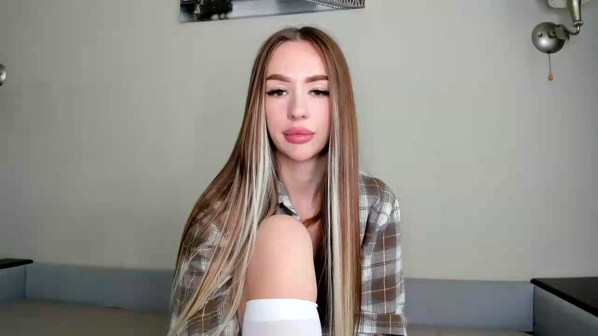 Gallery image thumbnail from Lilisa's myfreecams stream on, 06/07/2026, 12:54 image 4 of 20