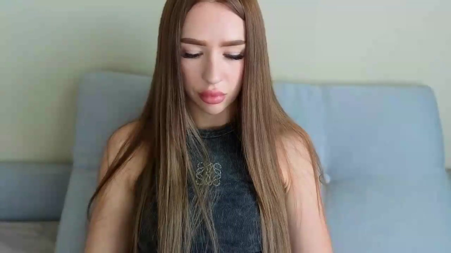 Gallery image thumbnail from Lilisa's myfreecams stream on, 06/24/2026, 10:20 image 15 of 20