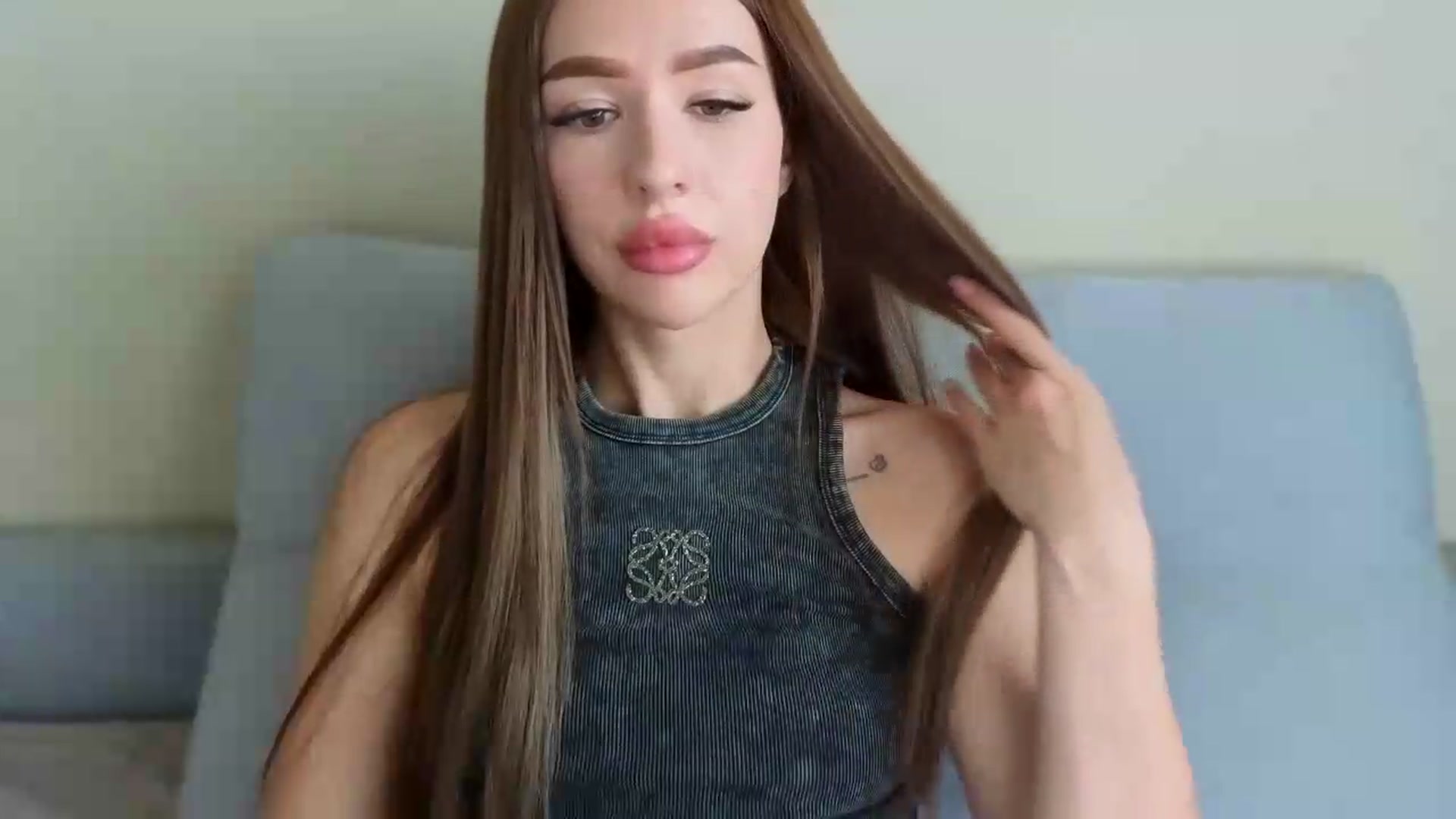 Gallery image thumbnail from Lilisa's myfreecams stream on, 06/24/2026, 10:20 image 18 of 20