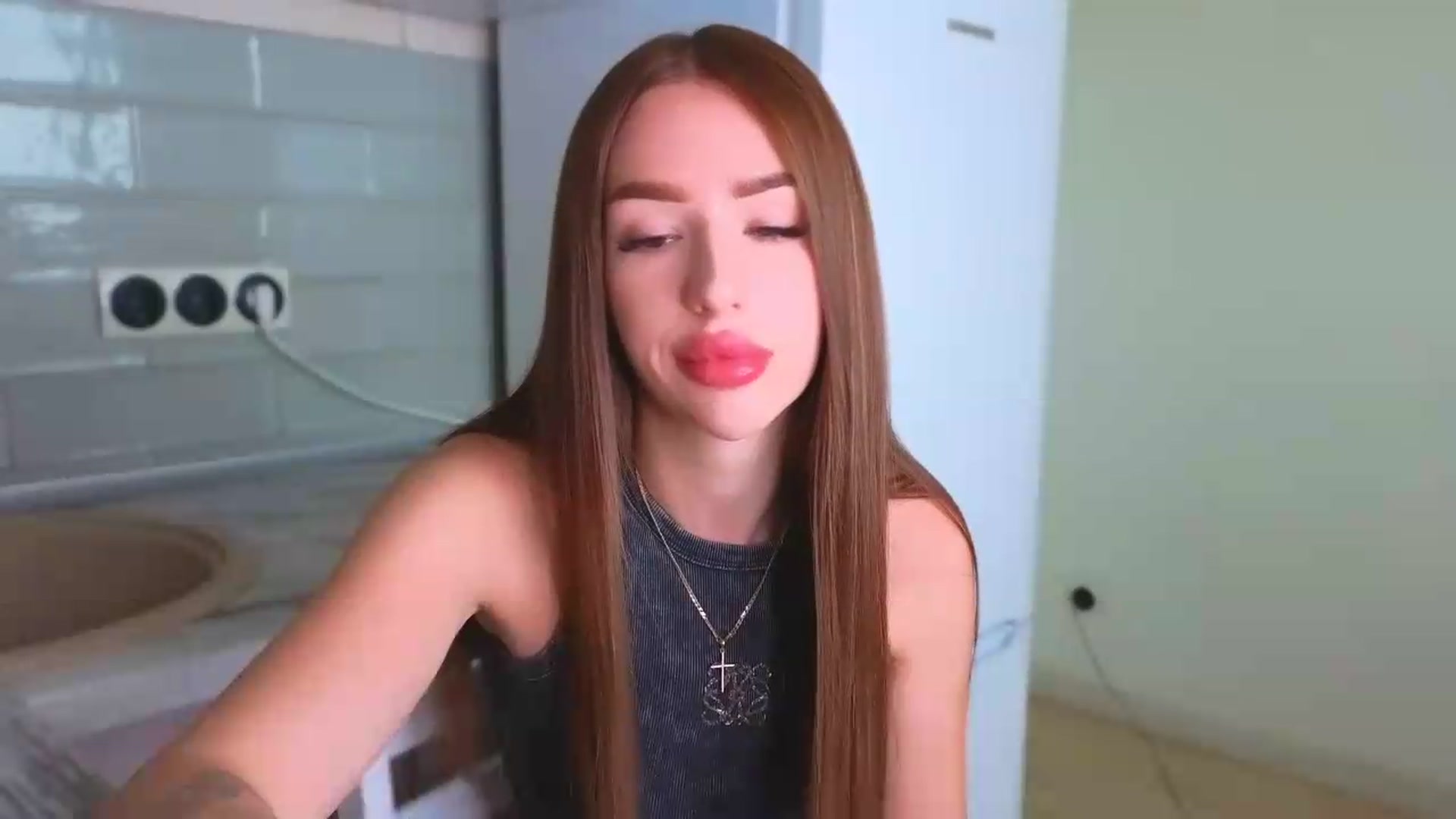 Gallery image thumbnail from Lilisa's myfreecams stream on, 06/28/2026, 08:50 image 19 of 20