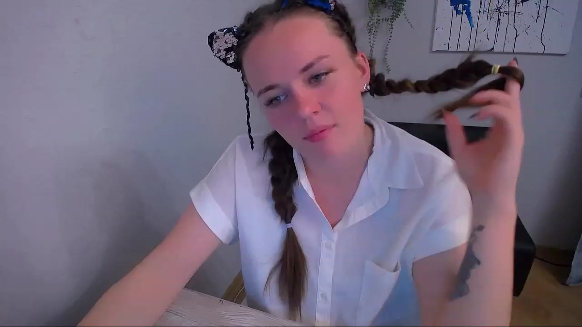 Gallery image thumbnail from Lilit_mod's myfreecams stream on, 05/21/2023, 19:05 image 3 of 20