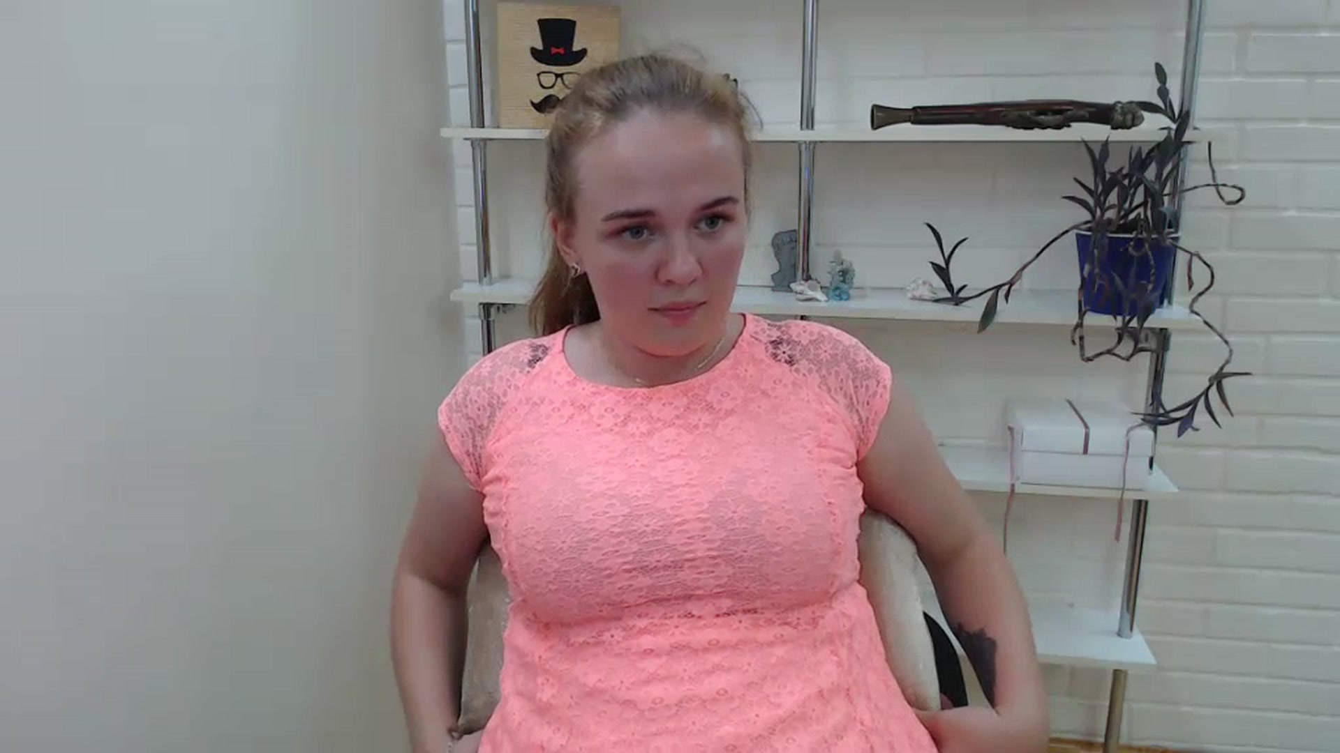 Gallery image thumbnail from Lilit_mod's myfreecams stream on, 07/13/2023, 16:22 image 6 of 20