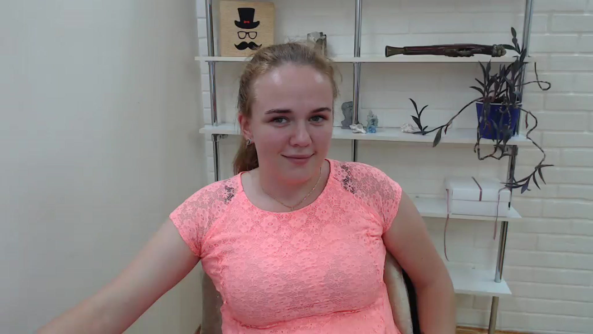Gallery image thumbnail from Lilit_mod's myfreecams stream on, 07/13/2023, 16:22 image 7 of 20