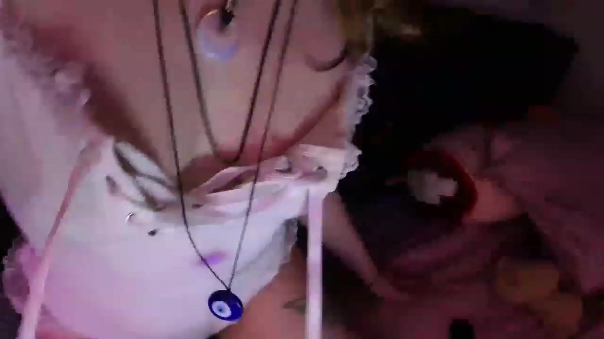 Gallery image thumbnail from LilithCeleste's myfreecams stream on, 12/13/2022, 03:24 image 11 of 20