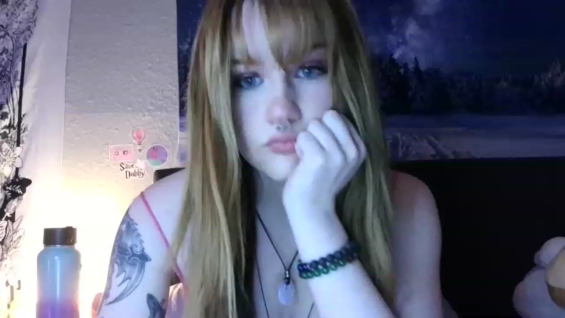 Gallery image thumbnail from LilithCeleste's myfreecams stream on, 12/20/2022, 02:10 image 1 of 20