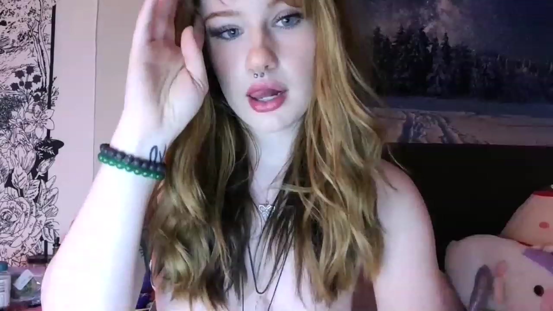 Gallery image thumbnail from LilithCeleste's myfreecams stream on, 12/29/2022, 01:00 image 18 of 20