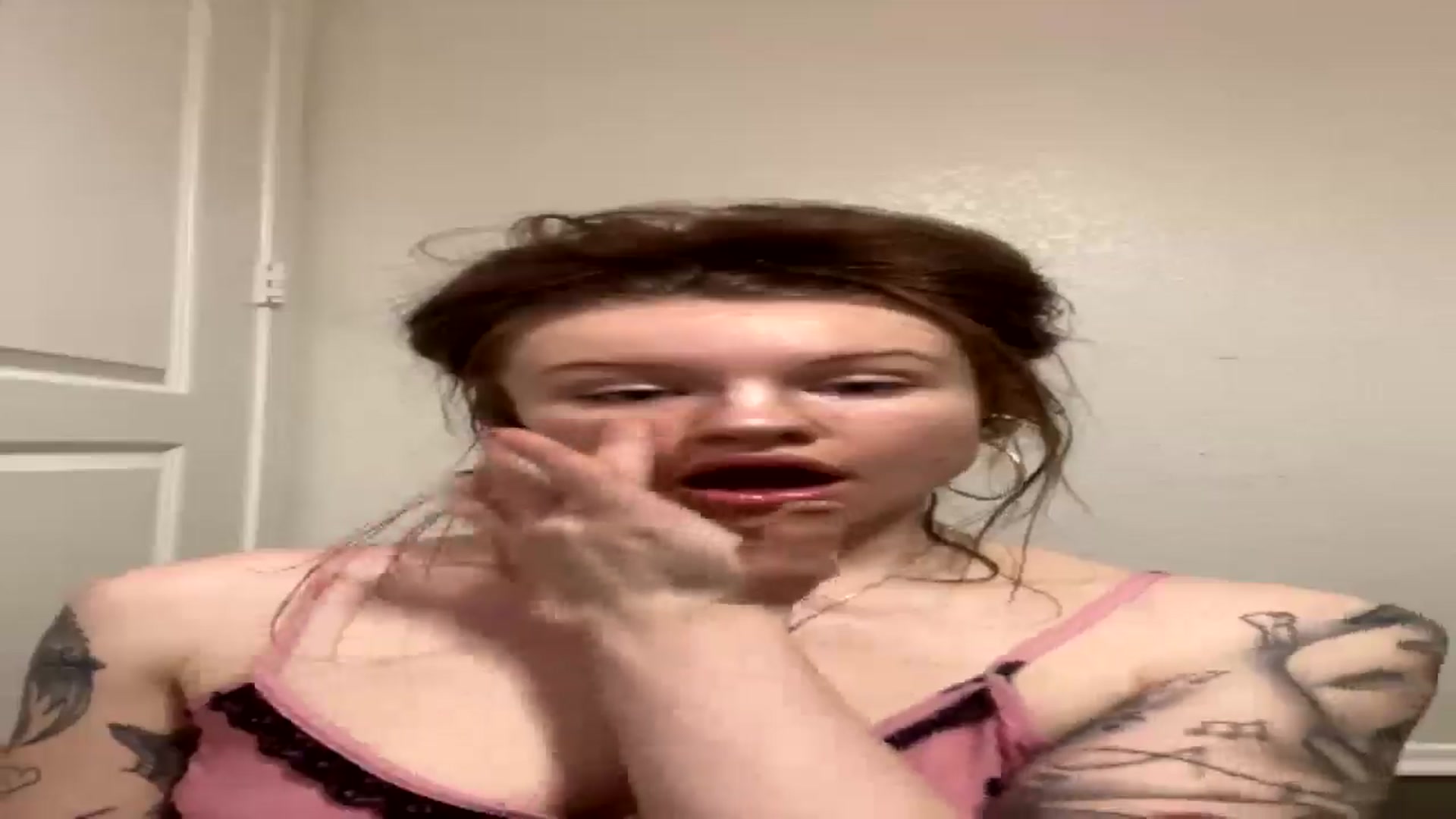 Gallery image thumbnail from LilithCeleste's myfreecams stream on, 02/17/2025, 10:07 image 17 of 20