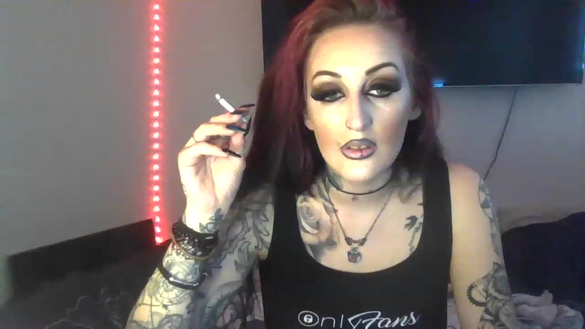 Gallery image thumbnail from LilithG's myfreecams stream on, 03/13/2023, 15:00 image 6 of 20