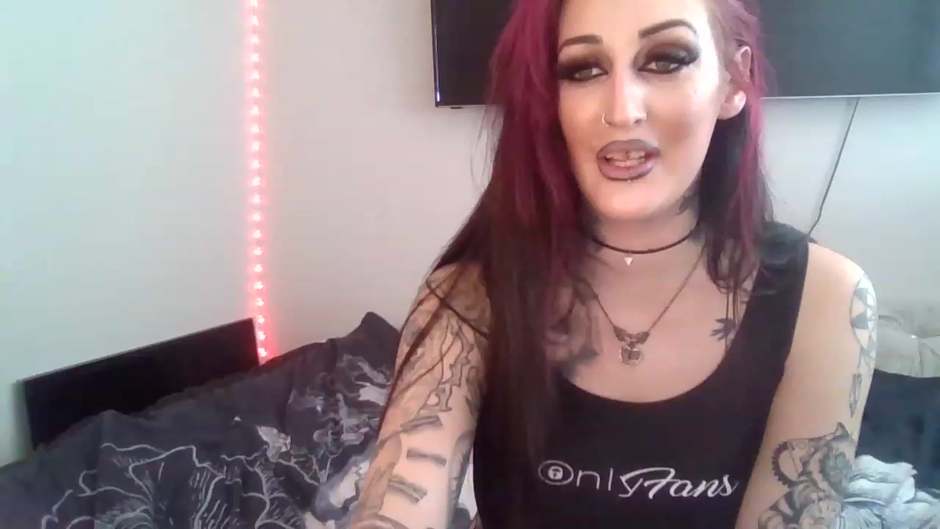 Gallery image thumbnail from LilithG's myfreecams stream on, 03/13/2023, 15:39 image 3 of 20