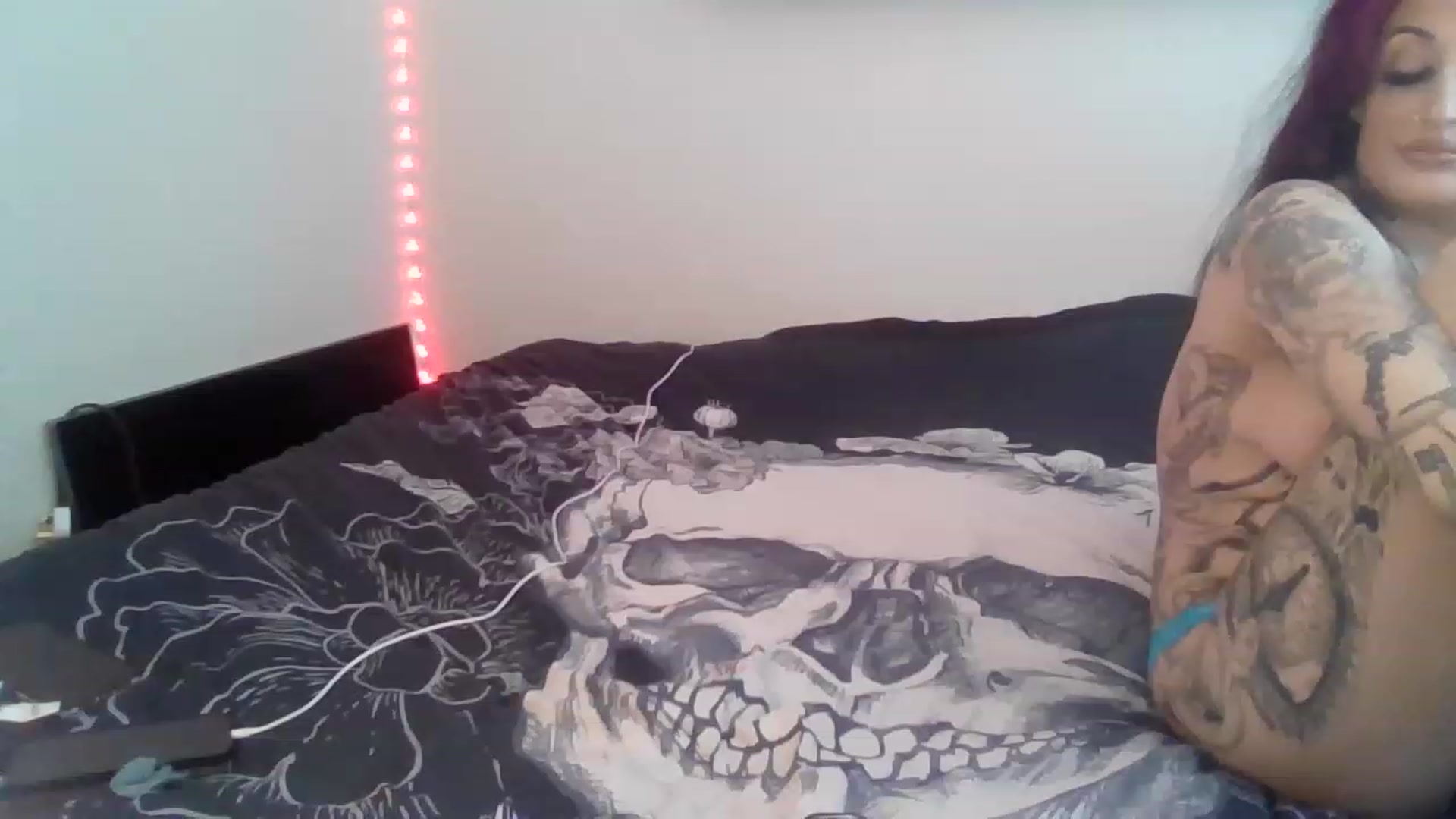Gallery image thumbnail from LilithG's myfreecams stream on, 04/03/2023, 14:44 image 8 of 20