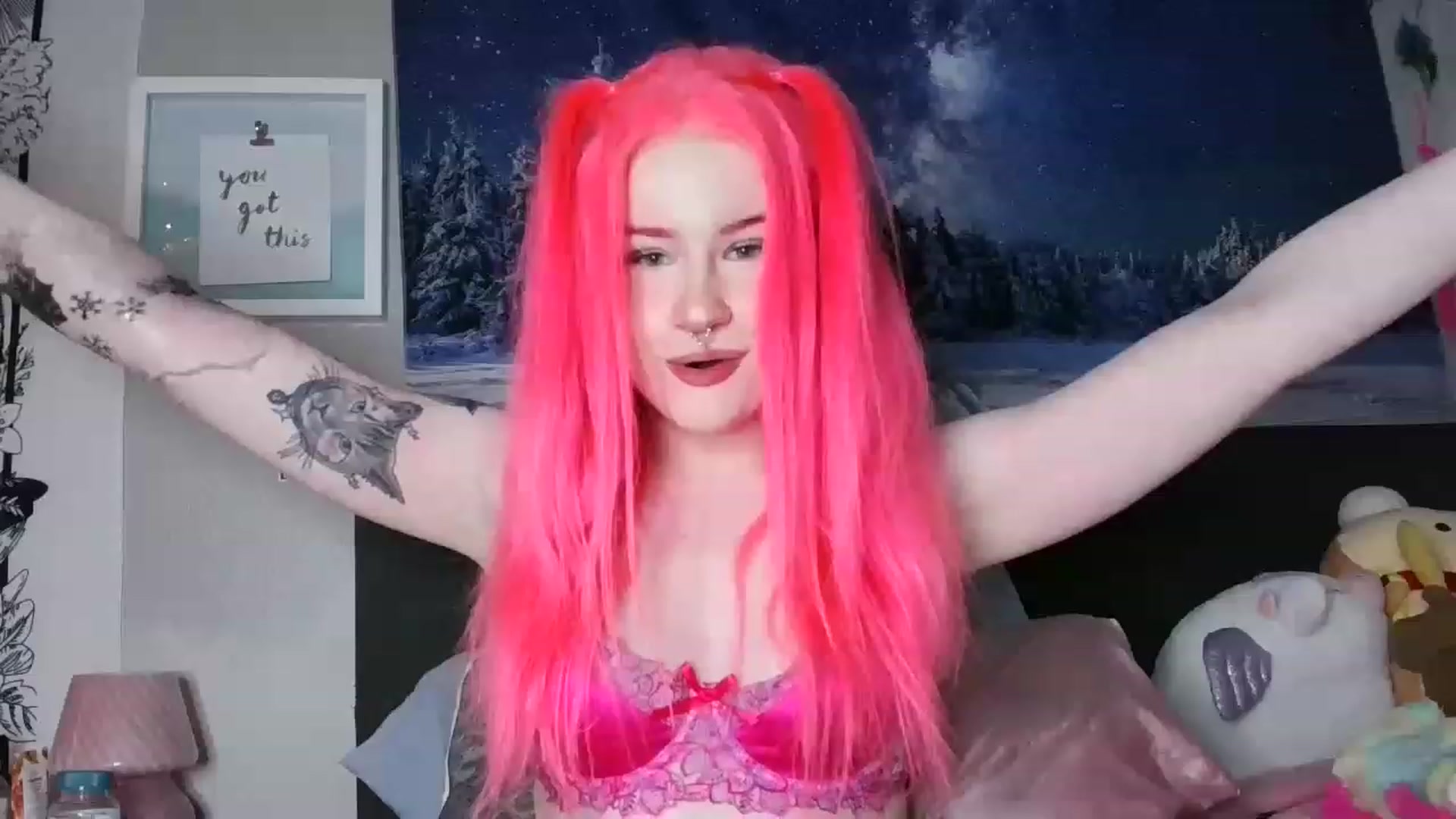 Gallery image thumbnail from LilithMiracle's myfreecams stream on, 01/04/2023, 02:09 image 10 of 20