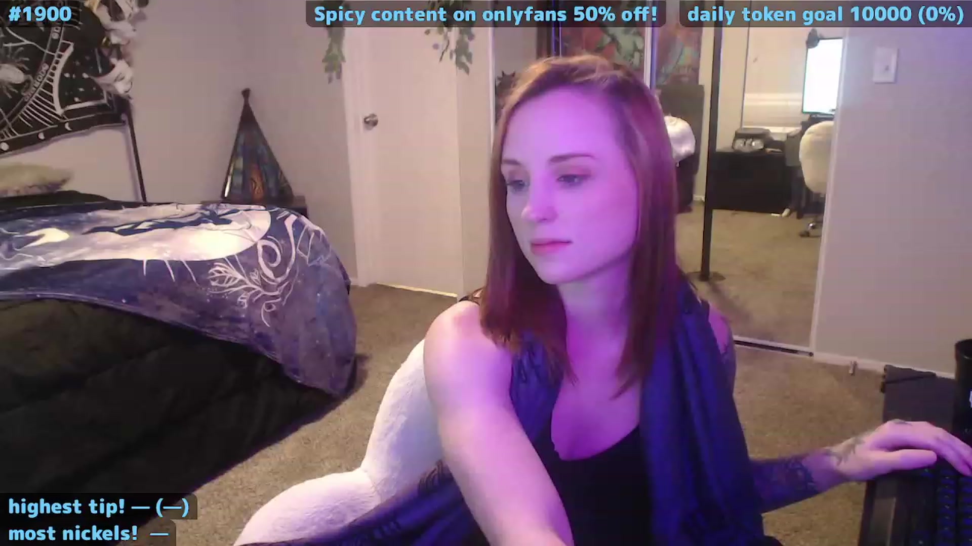Gallery image thumbnail from LilithMoon_'s myfreecams stream on, 12/12/2022, 08:12 image 18 of 20