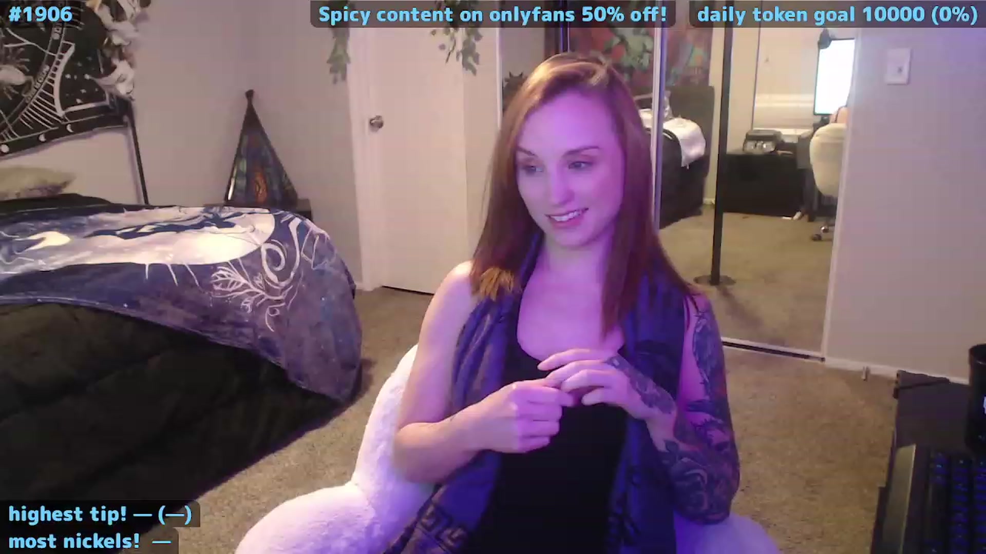 Gallery image thumbnail from LilithMoon_'s myfreecams stream on, 12/12/2022, 08:12 image 15 of 20