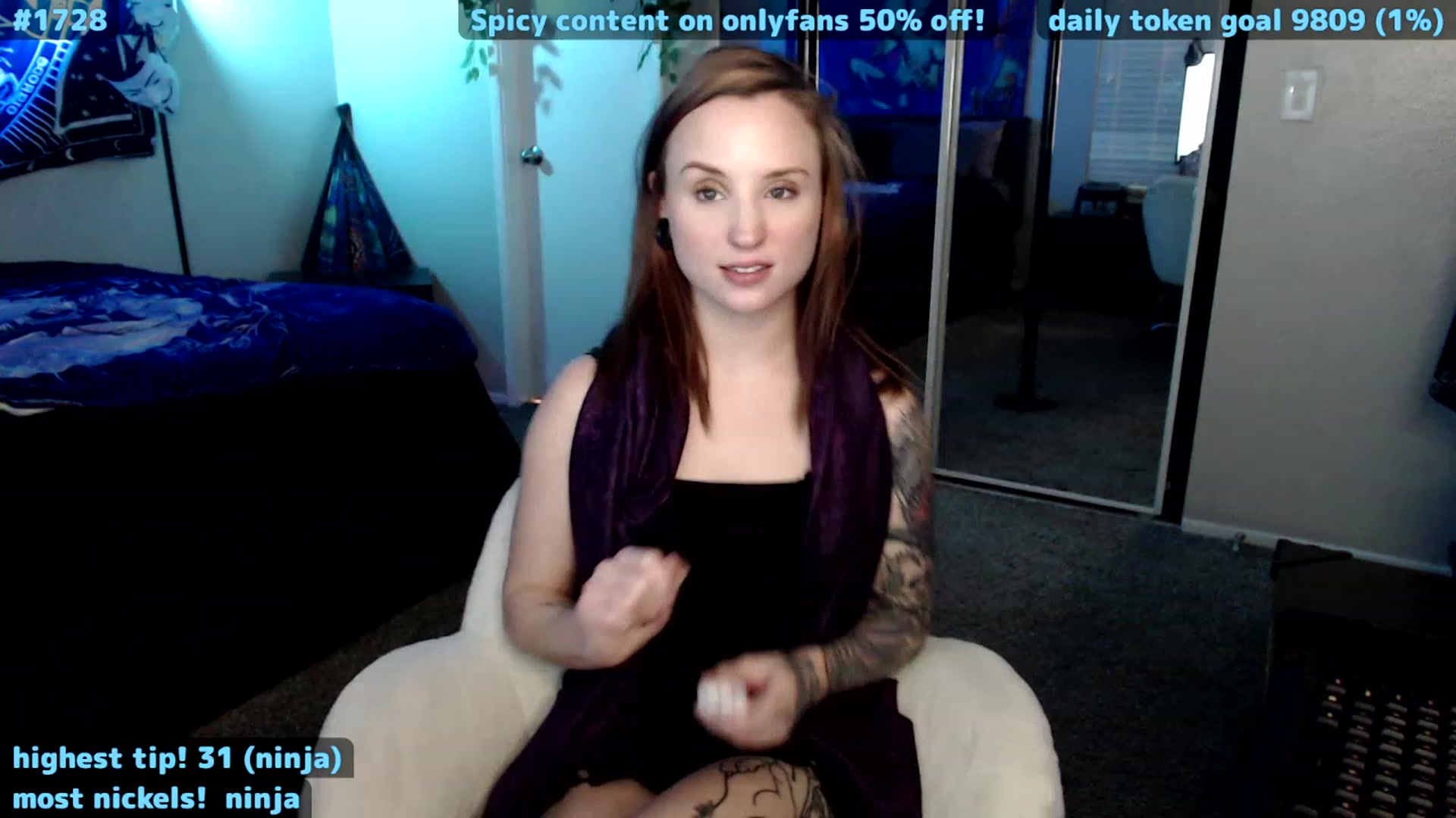 Gallery image thumbnail from LilithMoon_'s myfreecams stream on, 12/19/2022, 13:34 image 7 of 20