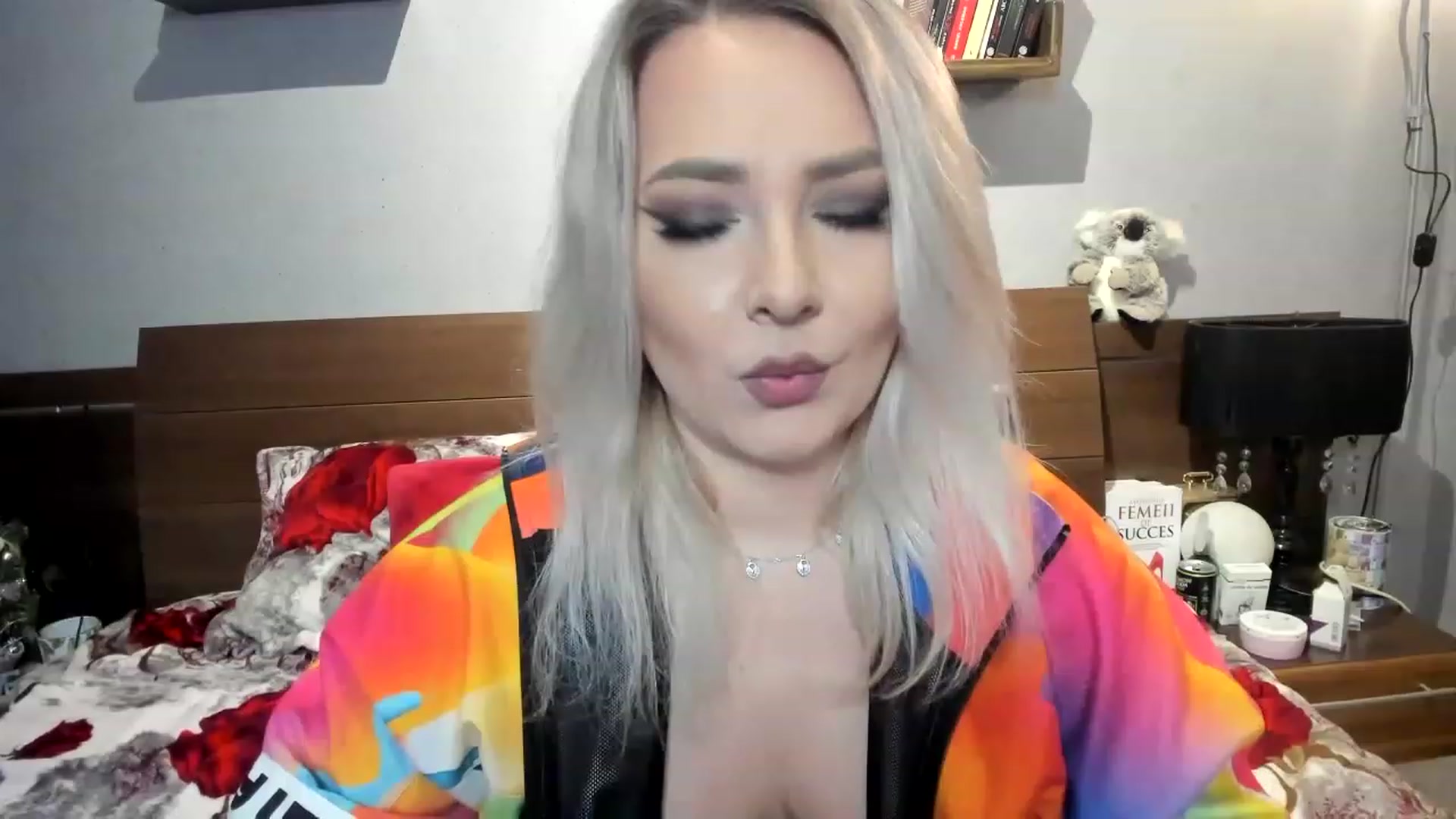 Gallery image thumbnail from LilithTongue_'s myfreecams stream on, 12/31/2022, 14:32 image 10 of 20