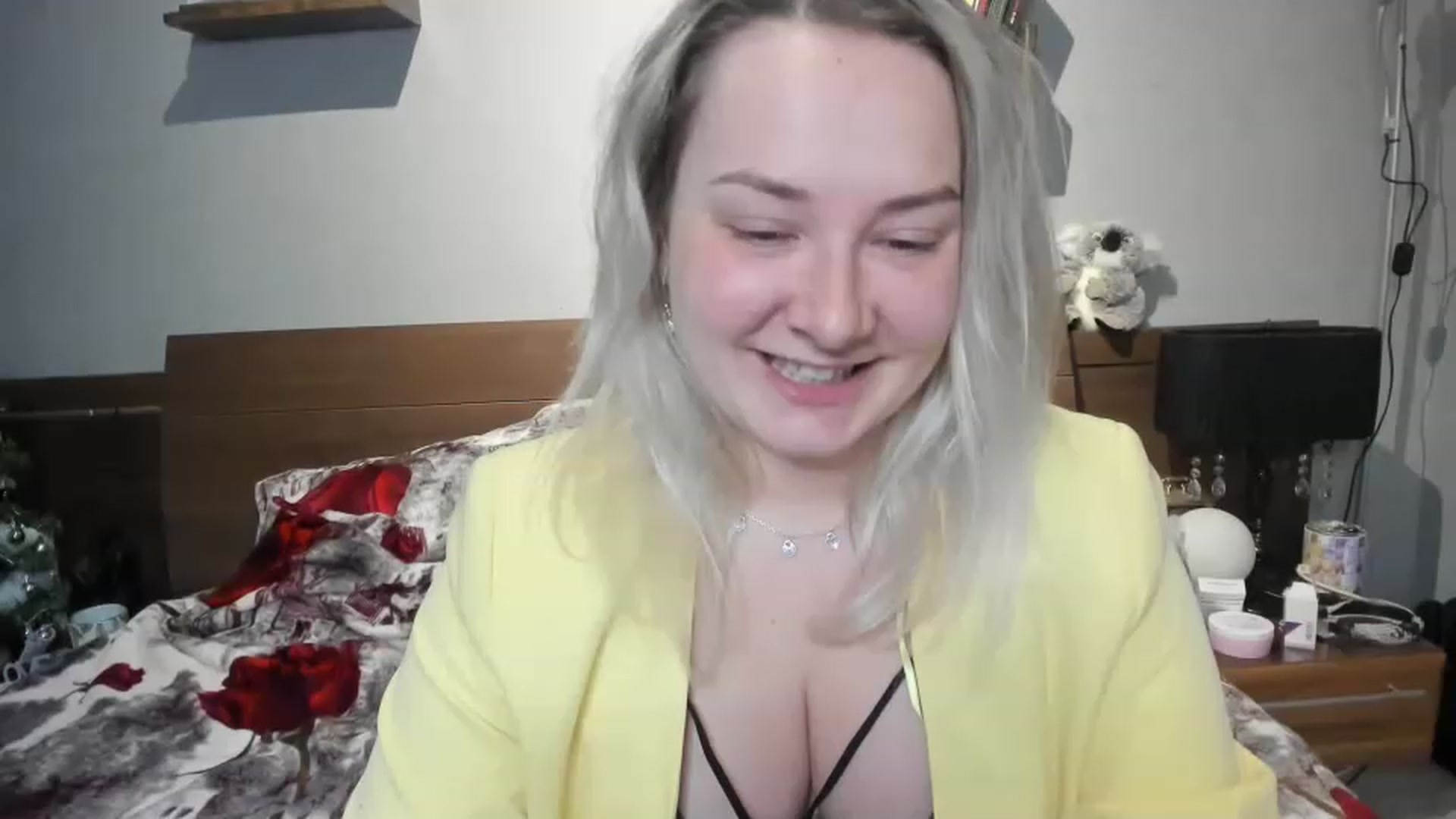 Gallery image thumbnail from LilithTongue_'s myfreecams stream on, 01/02/2023, 16:15 image 17 of 20