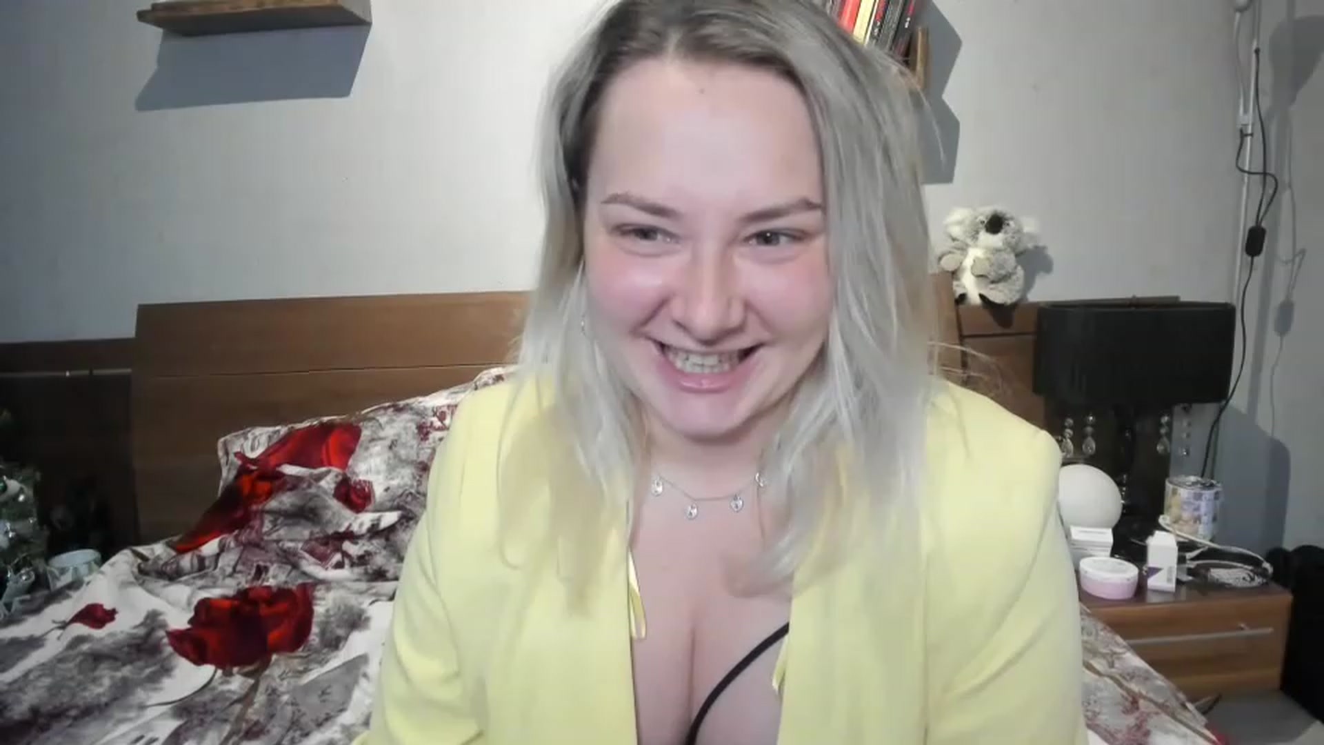 Gallery image thumbnail from LilithTongue_'s myfreecams stream on, 01/02/2023, 16:15 image 4 of 20