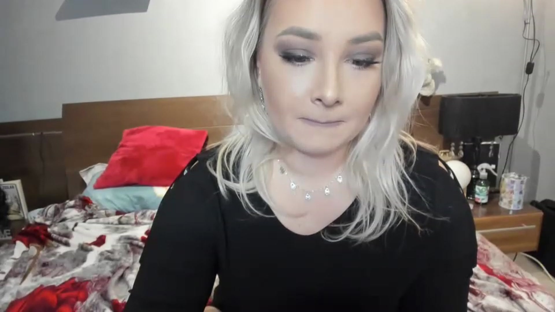 Gallery image thumbnail from LilithTongue_'s myfreecams stream on, 01/09/2023, 16:17 image 19 of 20