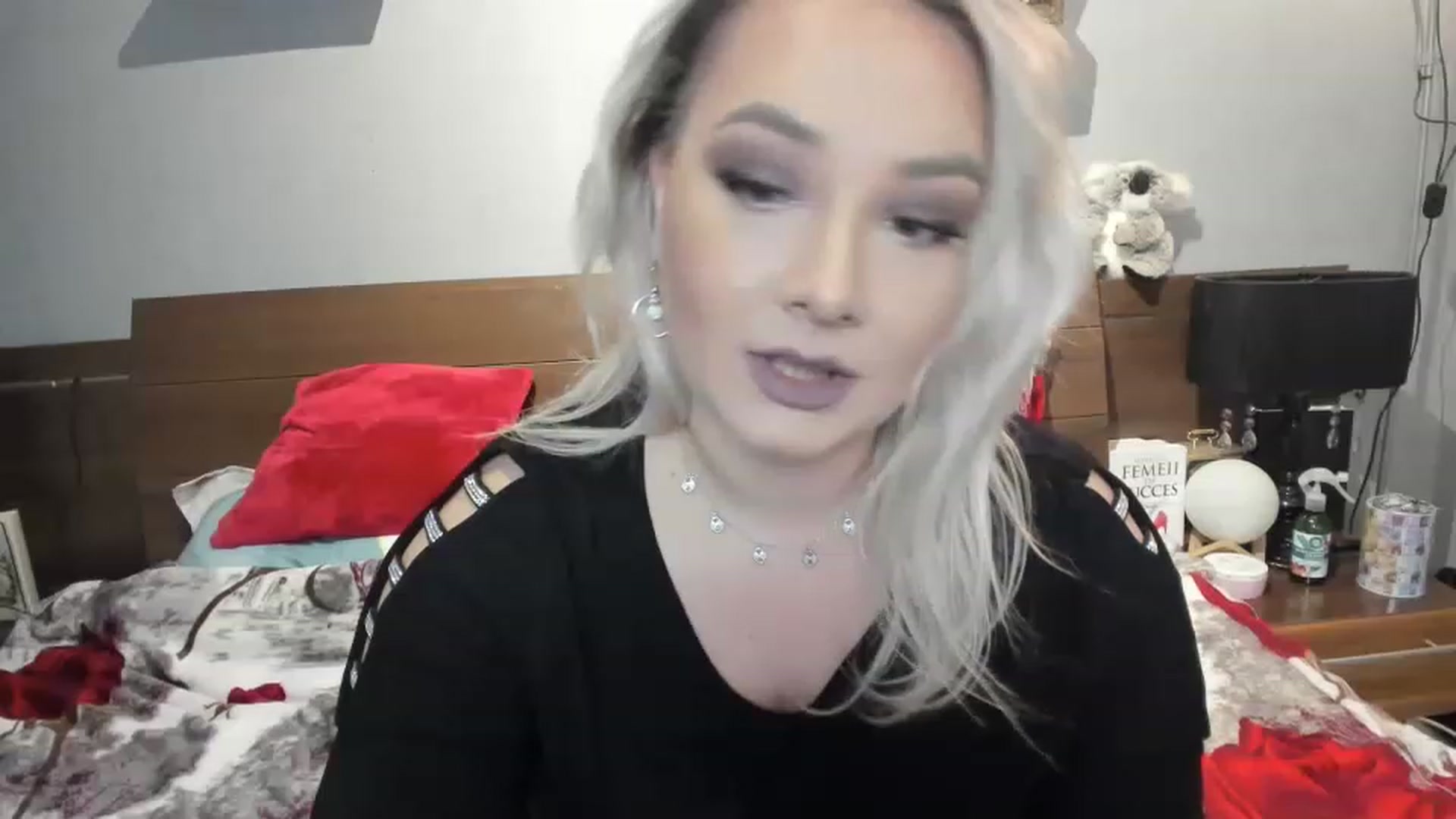 Gallery image thumbnail from LilithTongue_'s myfreecams stream on, 01/09/2023, 16:17 image 4 of 20
