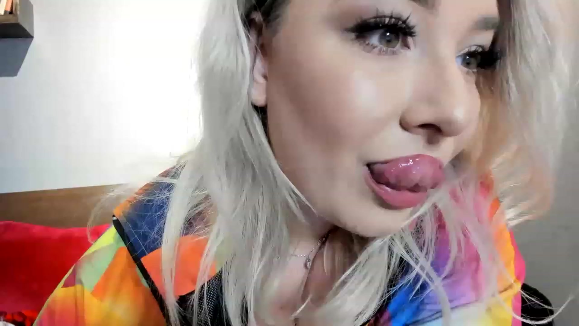 Gallery image thumbnail from LilithTongue_'s myfreecams stream on, 01/10/2023, 12:55 image 4 of 20