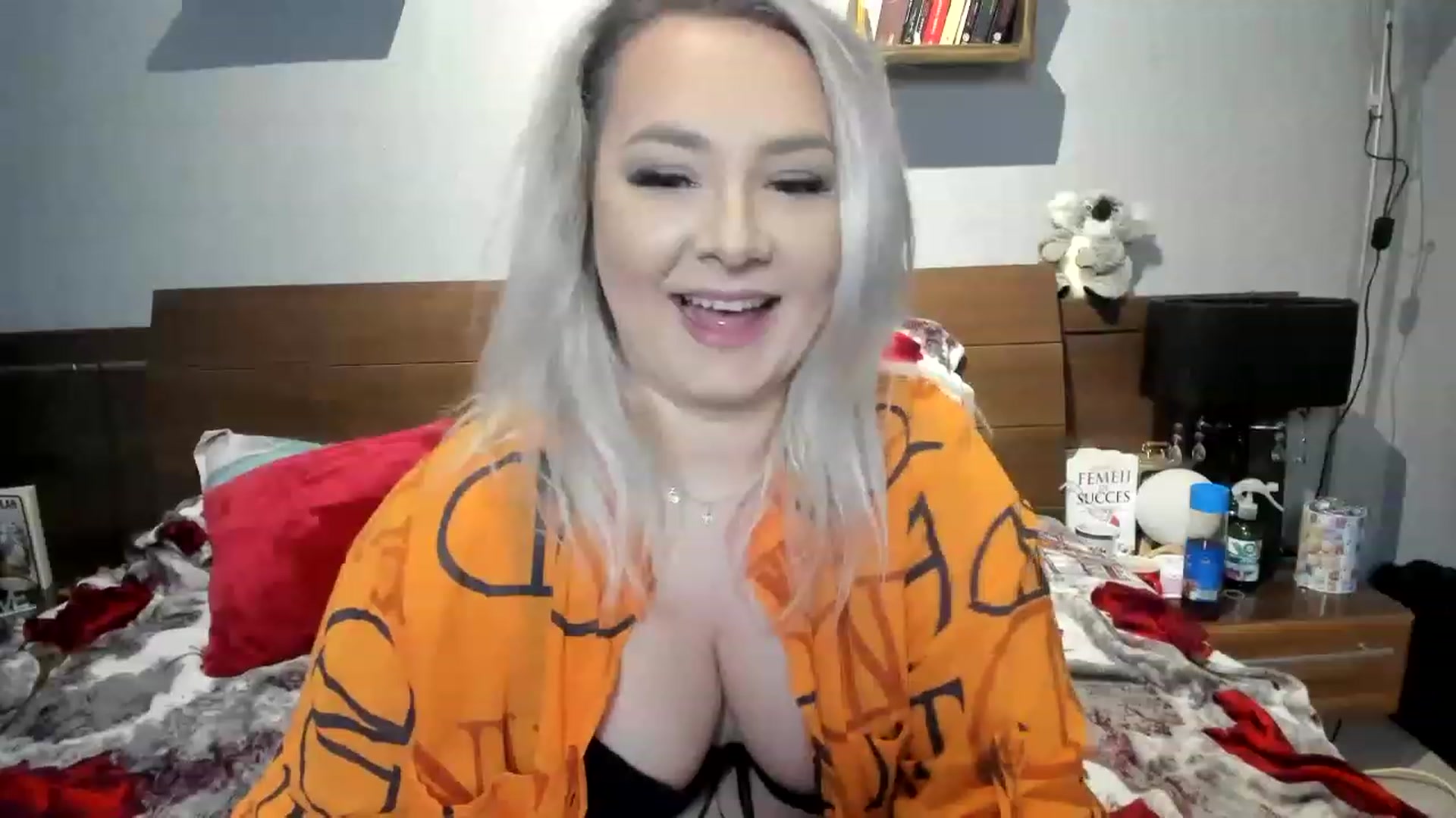 Gallery image thumbnail from LilithTongue_'s myfreecams stream on, 01/12/2023, 16:29 image 17 of 20