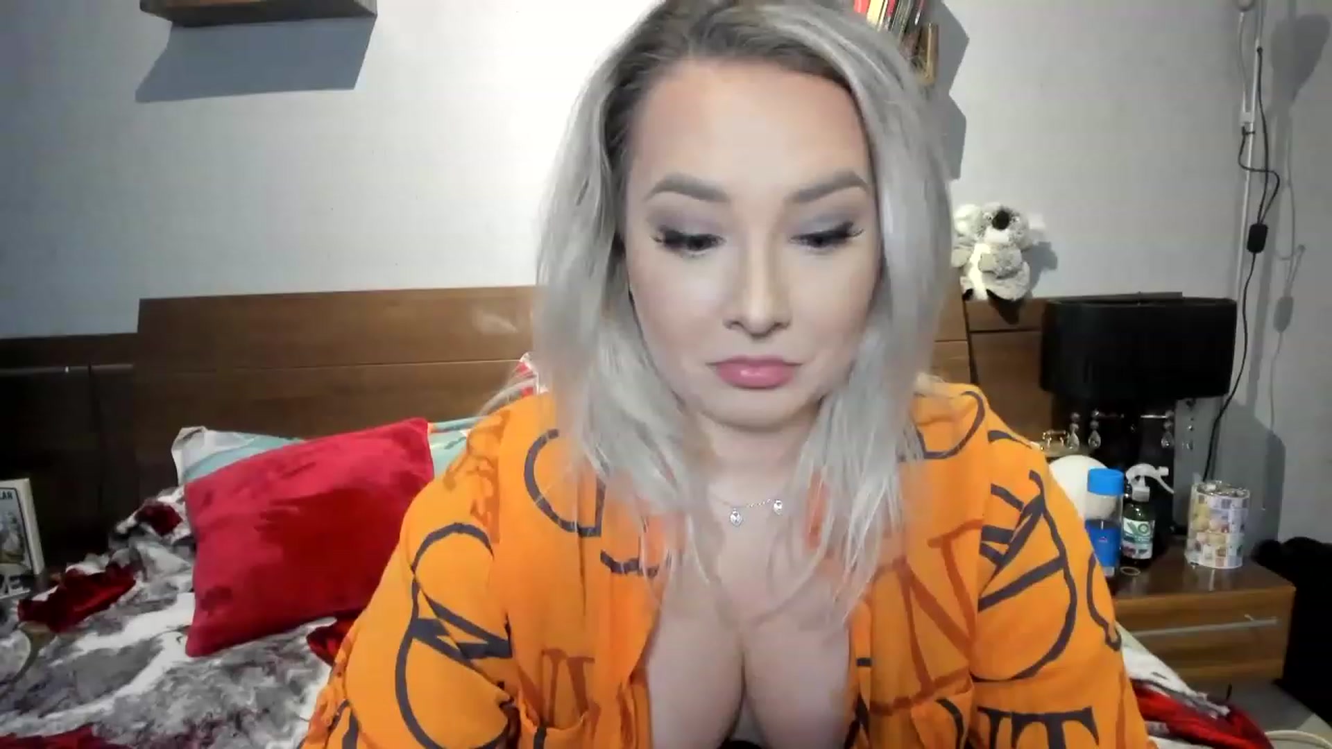Gallery image thumbnail from LilithTongue_'s myfreecams stream on, 01/12/2023, 16:29 image 12 of 20