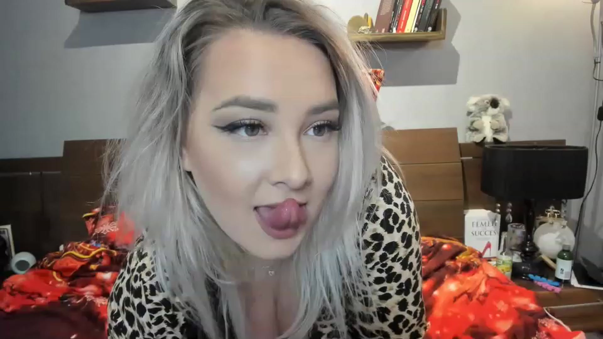Gallery image thumbnail from LilithTongue_'s myfreecams stream on, 01/18/2023, 16:00 image 10 of 20