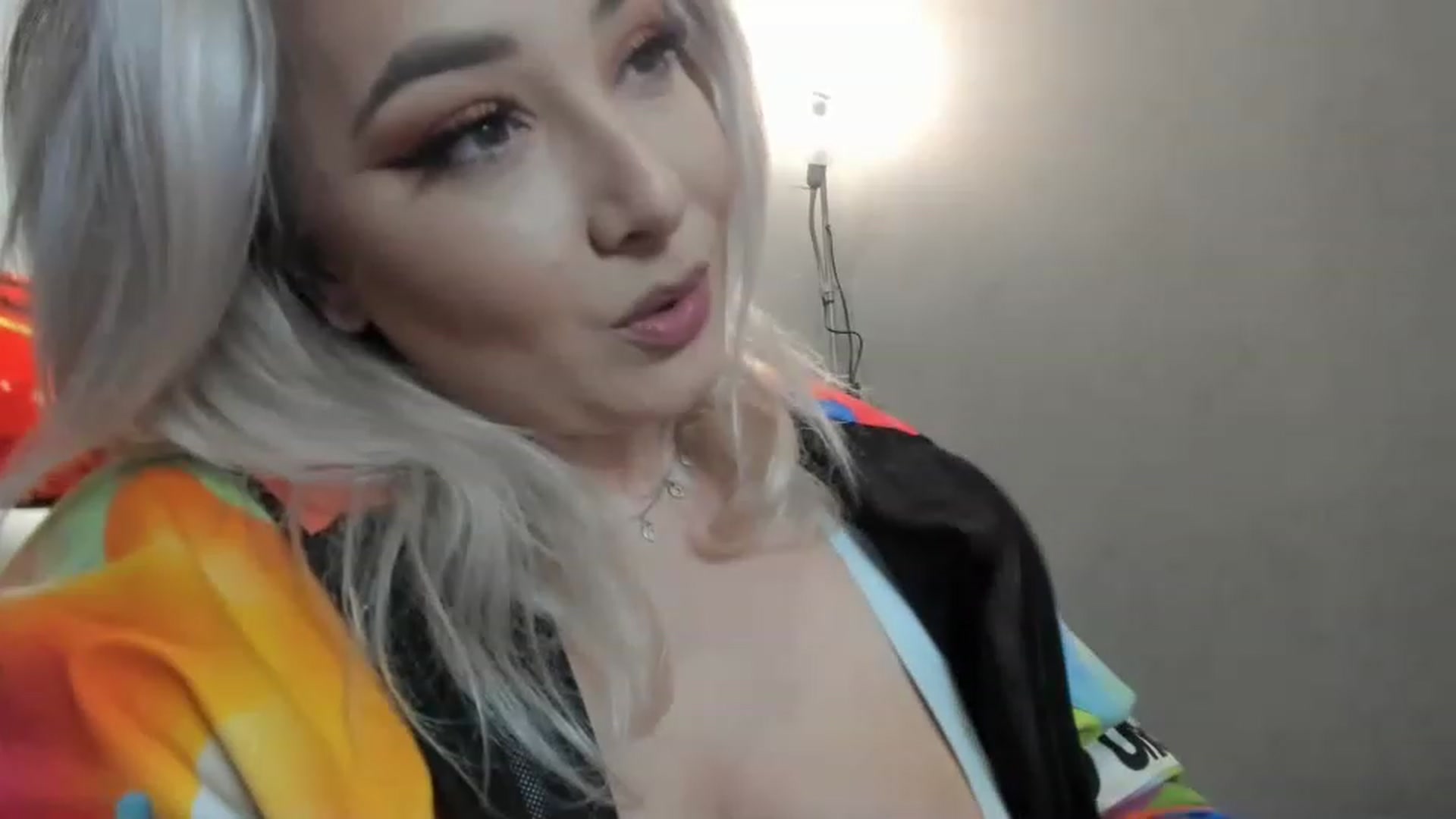 Gallery image thumbnail from LilithTongue_'s myfreecams stream on, 01/19/2023, 15:37 image 4 of 20