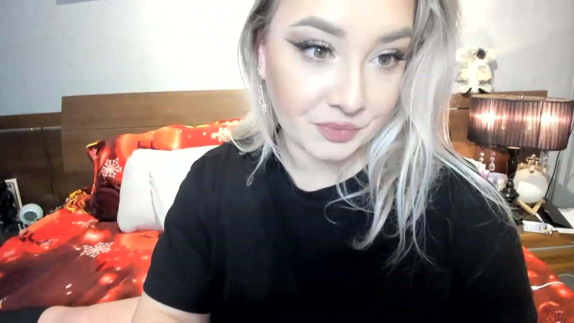 Gallery image thumbnail from LilithTongue_'s myfreecams stream on, 01/21/2023, 14:57 image 4 of 20