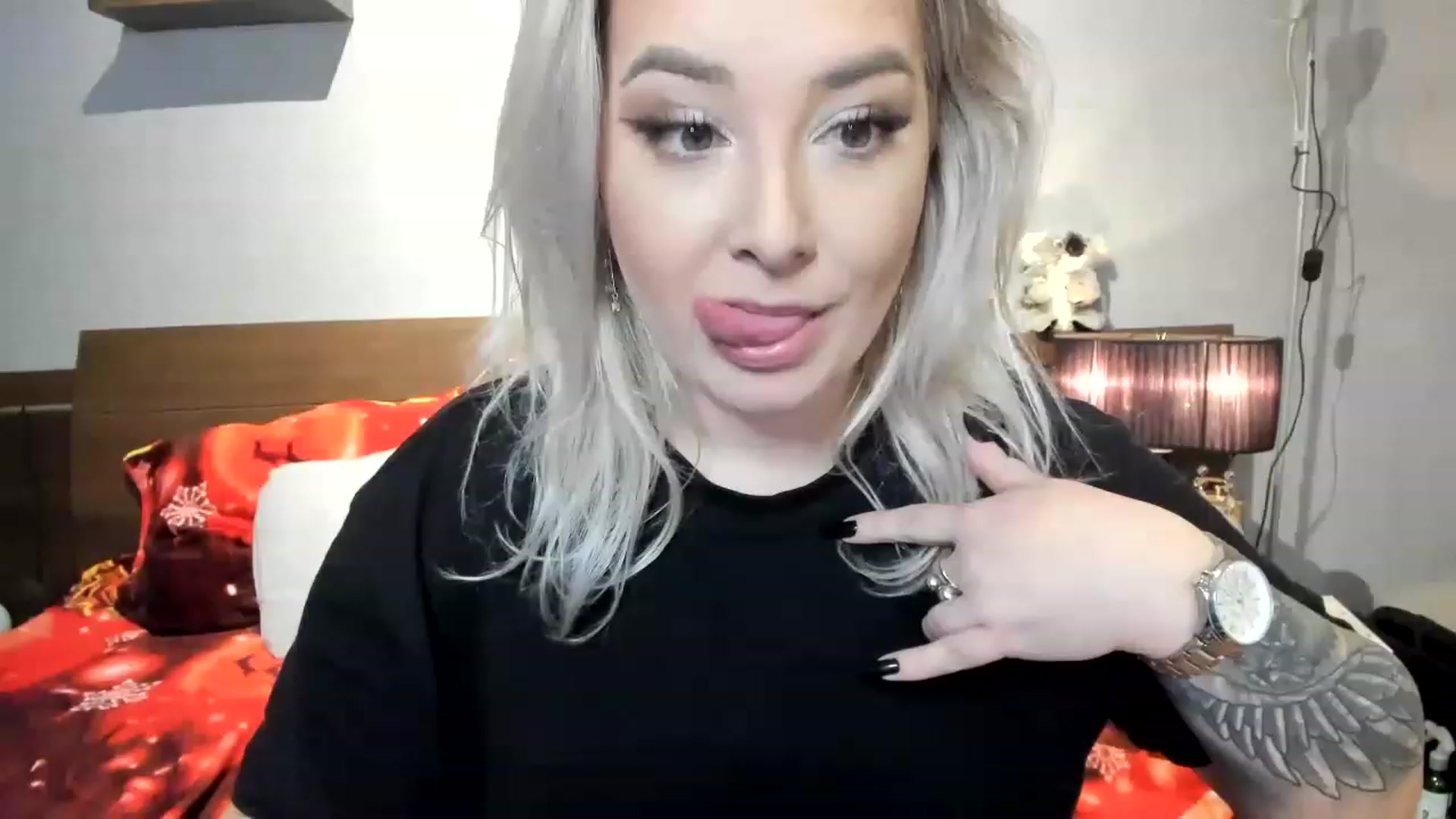 Gallery image thumbnail from LilithTongue_'s myfreecams stream on, 01/21/2023, 16:31 image 17 of 20