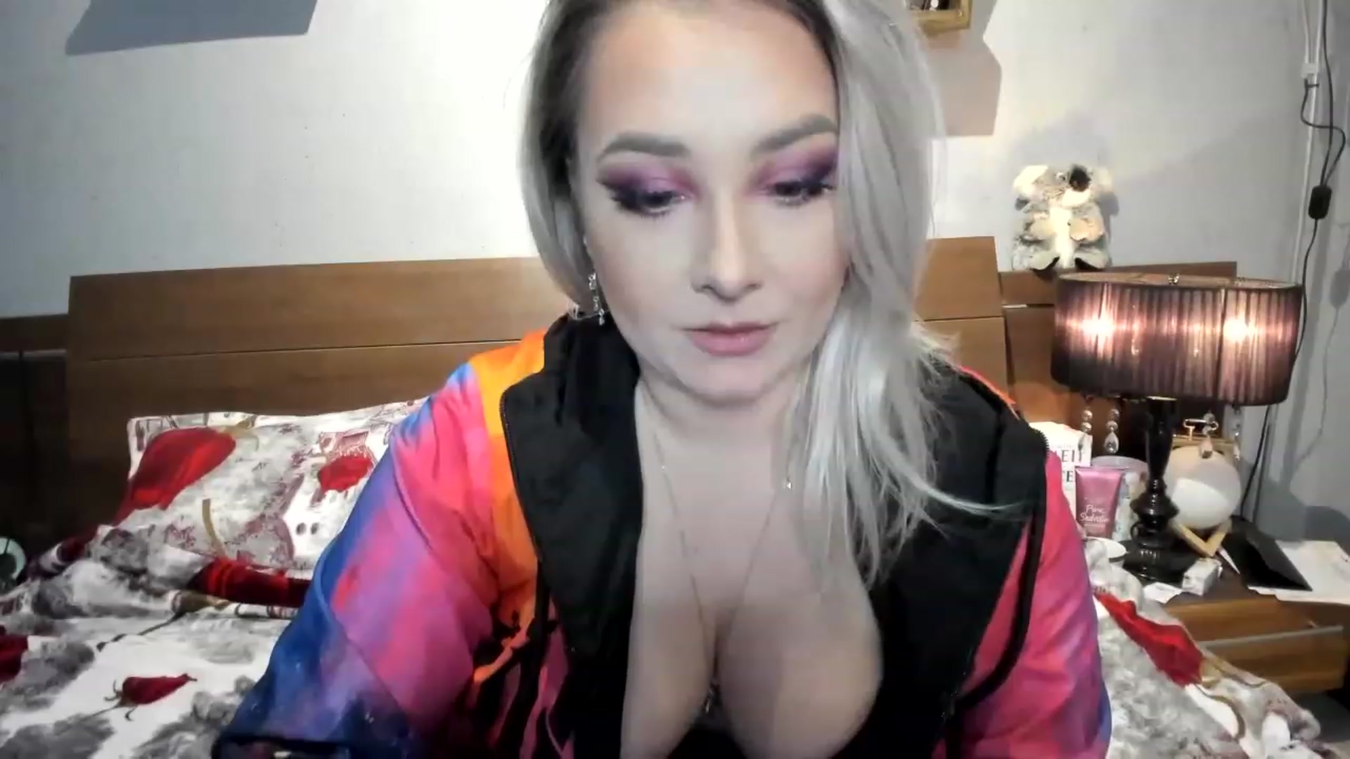 Gallery image thumbnail from LilithTongue_'s myfreecams stream on, 01/26/2023, 14:45 image 5 of 20