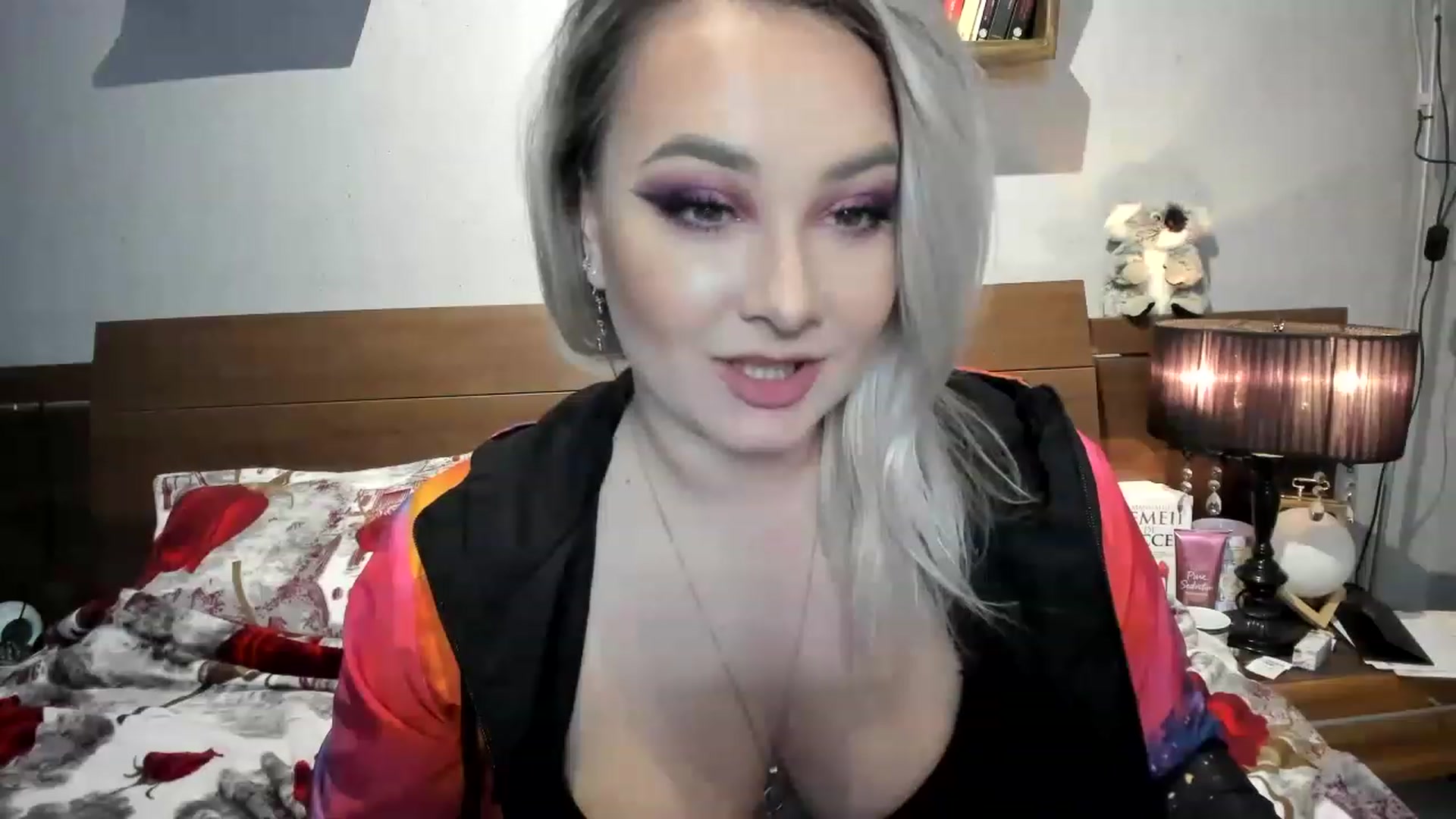 Gallery image thumbnail from LilithTongue_'s myfreecams stream on, 01/26/2023, 14:45 image 15 of 20