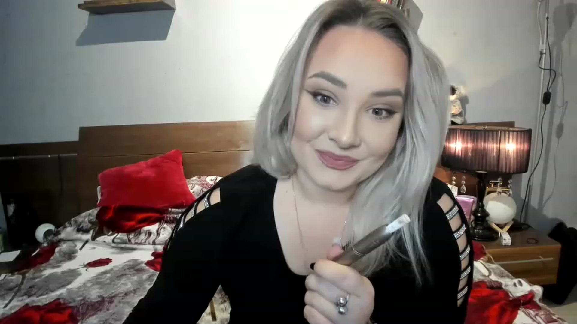 Gallery image thumbnail from LilithTongue_'s myfreecams stream on, 01/31/2023, 12:49 image 13 of 20