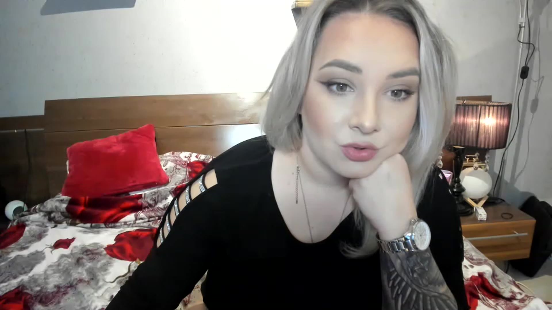 Gallery image thumbnail from LilithTongue_'s myfreecams stream on, 01/31/2023, 14:02 image 7 of 20