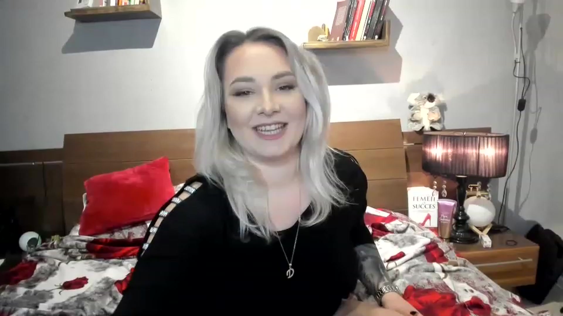 Gallery image thumbnail from LilithTongue_'s myfreecams stream on, 01/31/2023, 15:19 image 5 of 20