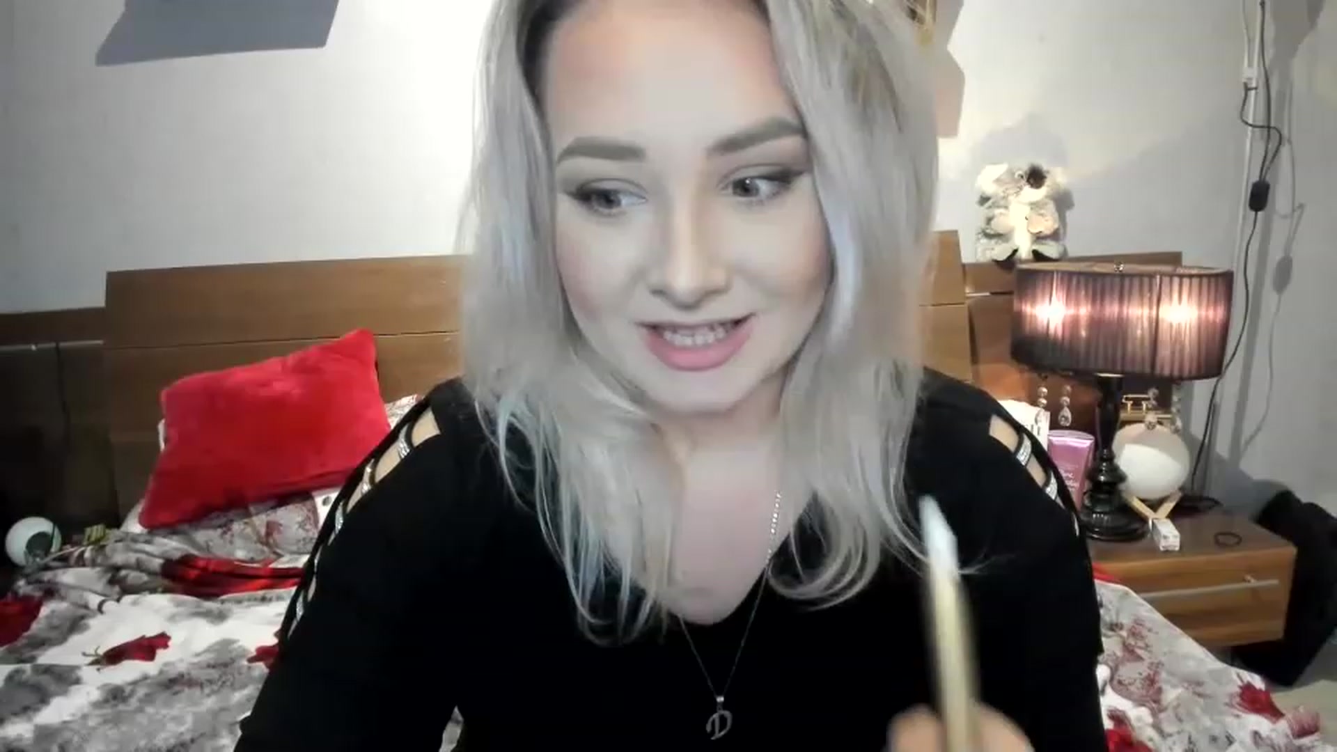 Gallery image thumbnail from LilithTongue_'s myfreecams stream on, 01/31/2023, 15:19 image 17 of 20