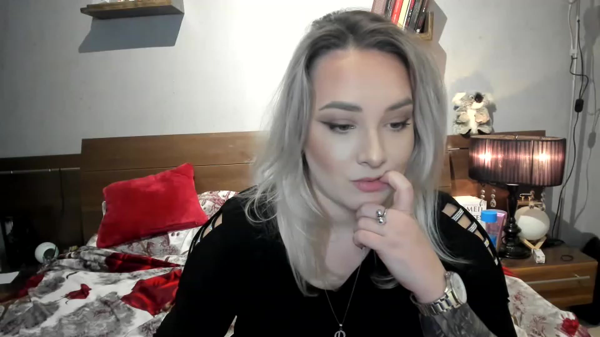 Gallery image thumbnail from LilithTongue_'s myfreecams stream on, 01/31/2023, 15:38 image 10 of 20