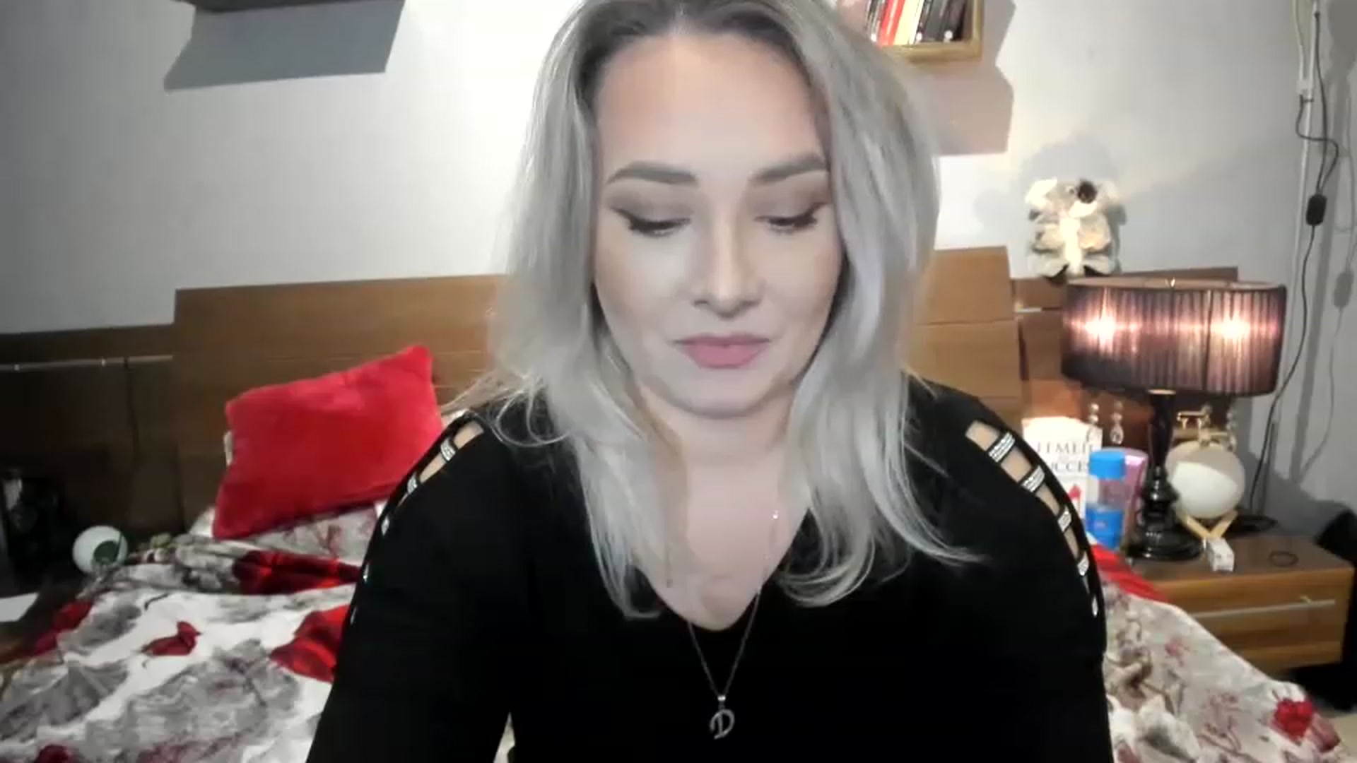 Gallery image thumbnail from LilithTongue_'s myfreecams stream on, 01/31/2023, 15:38 image 13 of 20