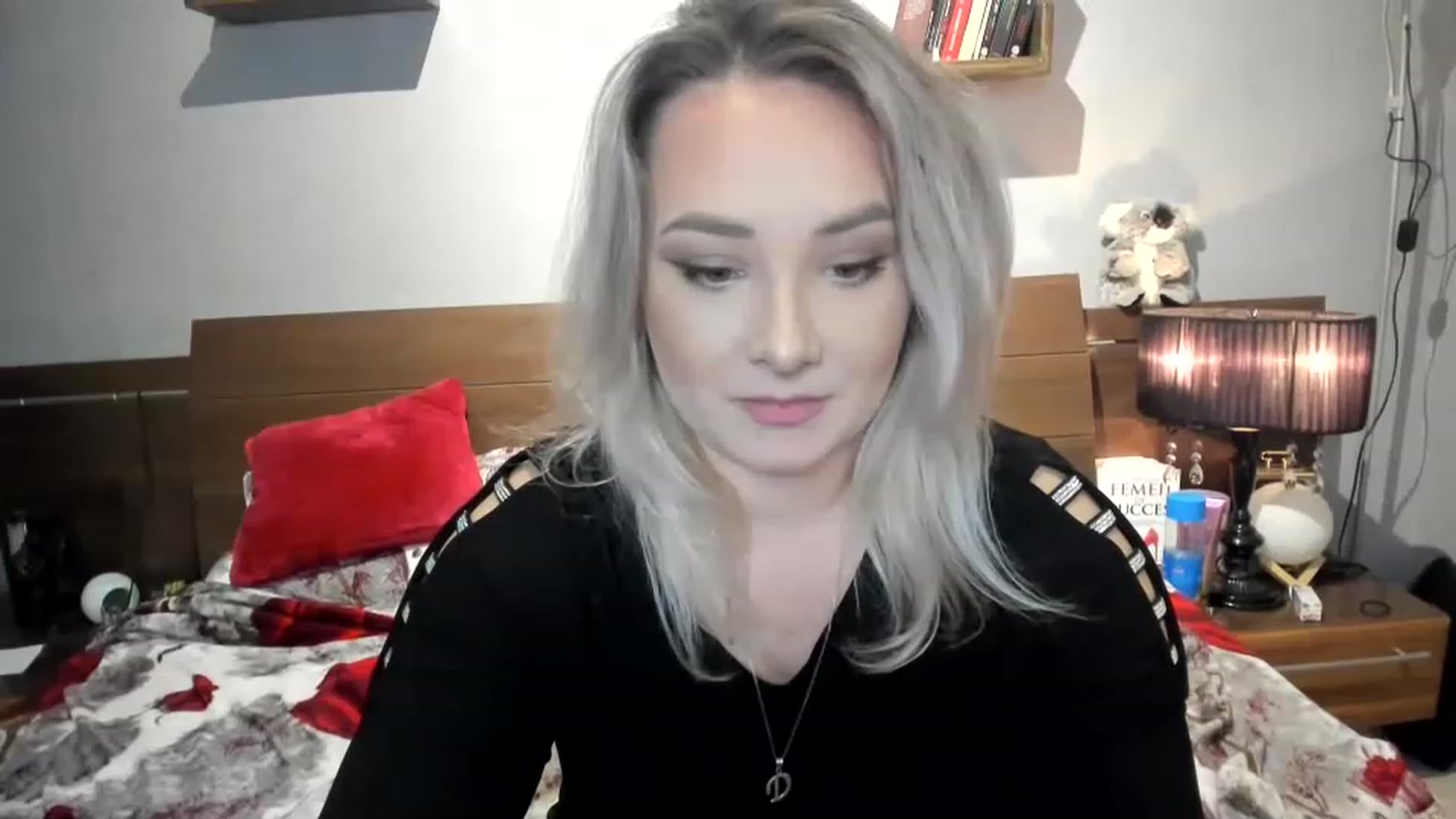 Gallery image thumbnail from LilithTongue_'s myfreecams stream on, 01/31/2023, 15:38 image 9 of 20