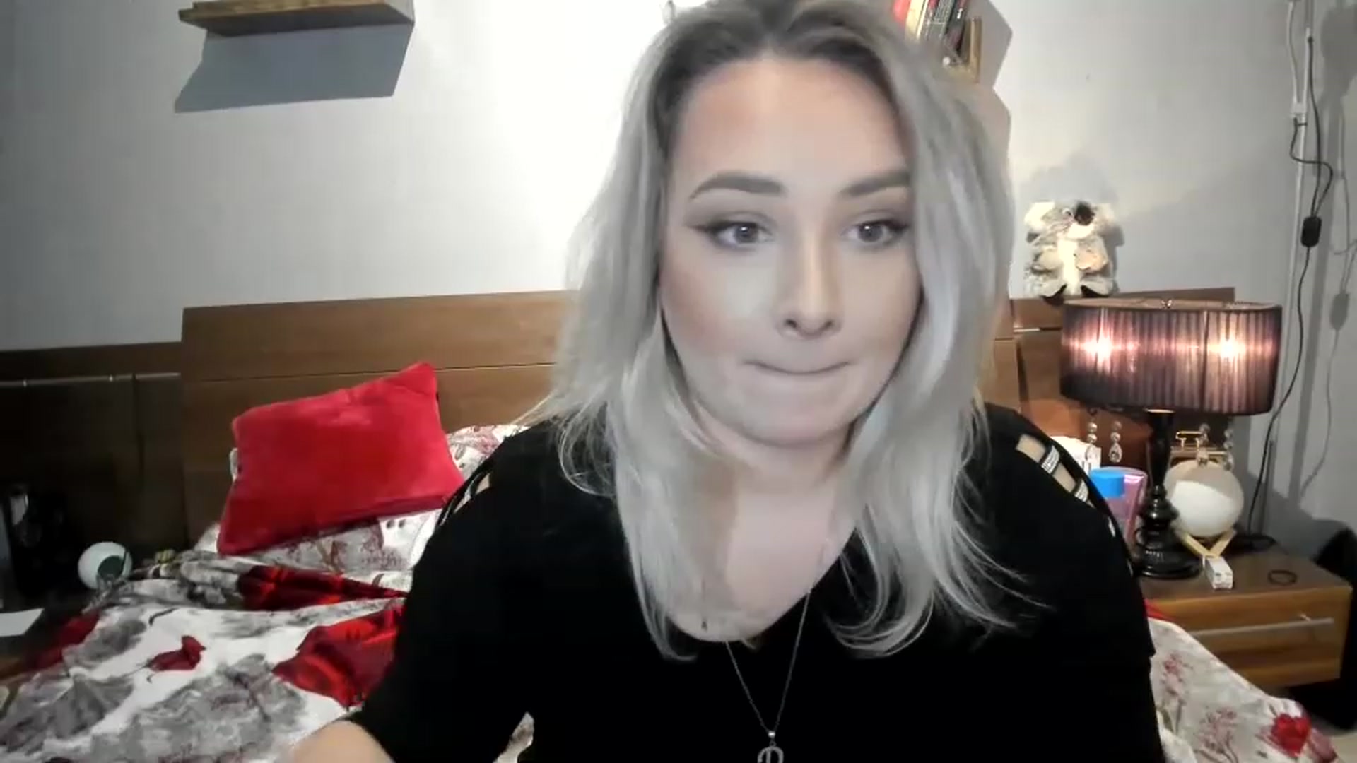 Gallery image thumbnail from LilithTongue_'s myfreecams stream on, 01/31/2023, 15:38 image 19 of 20