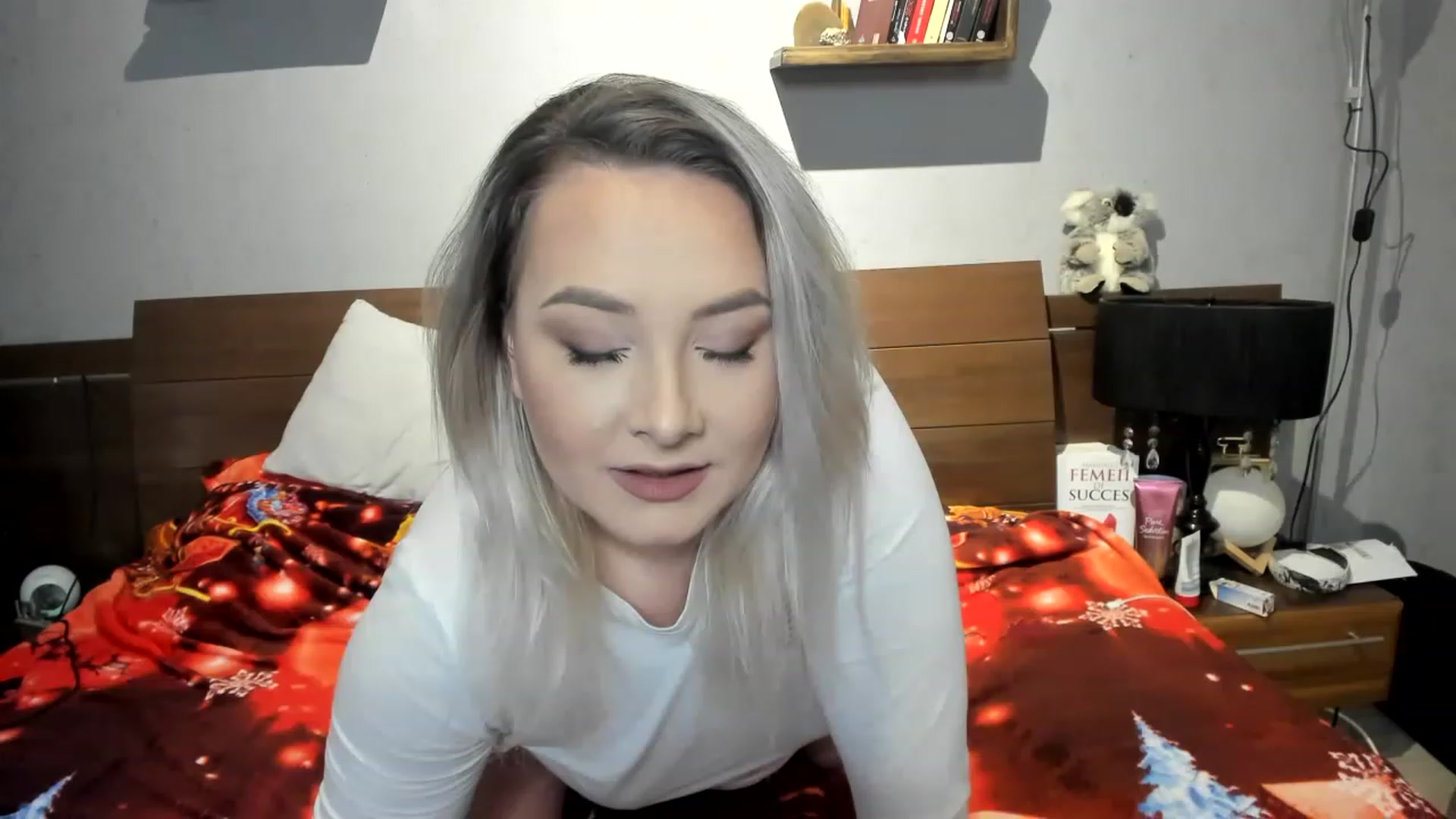 Gallery image thumbnail from LilithTongue_'s myfreecams stream on, 02/11/2023, 12:06 image 8 of 20