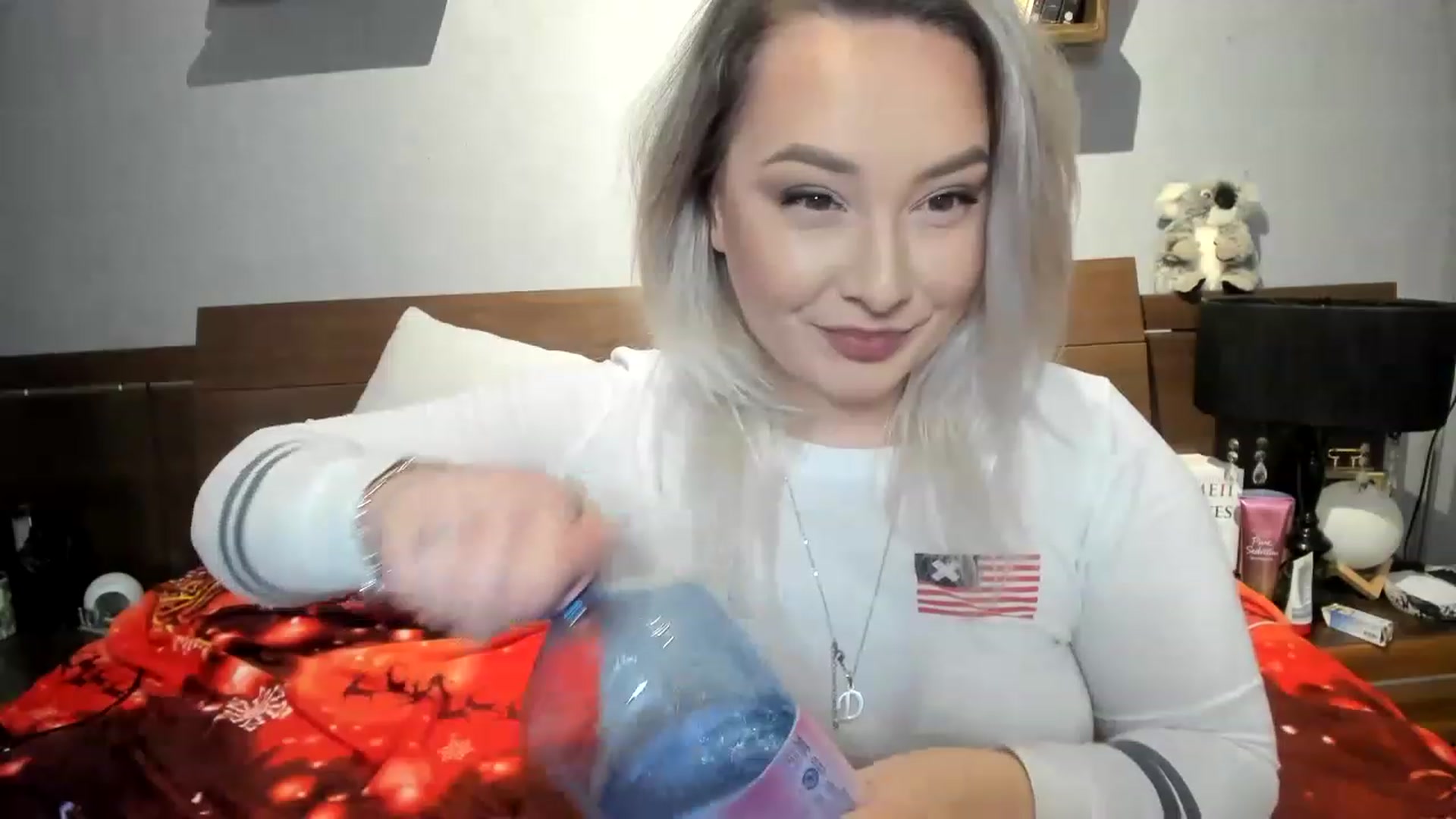 Gallery image thumbnail from LilithTongue_'s myfreecams stream on, 02/11/2023, 14:26 image 2 of 20