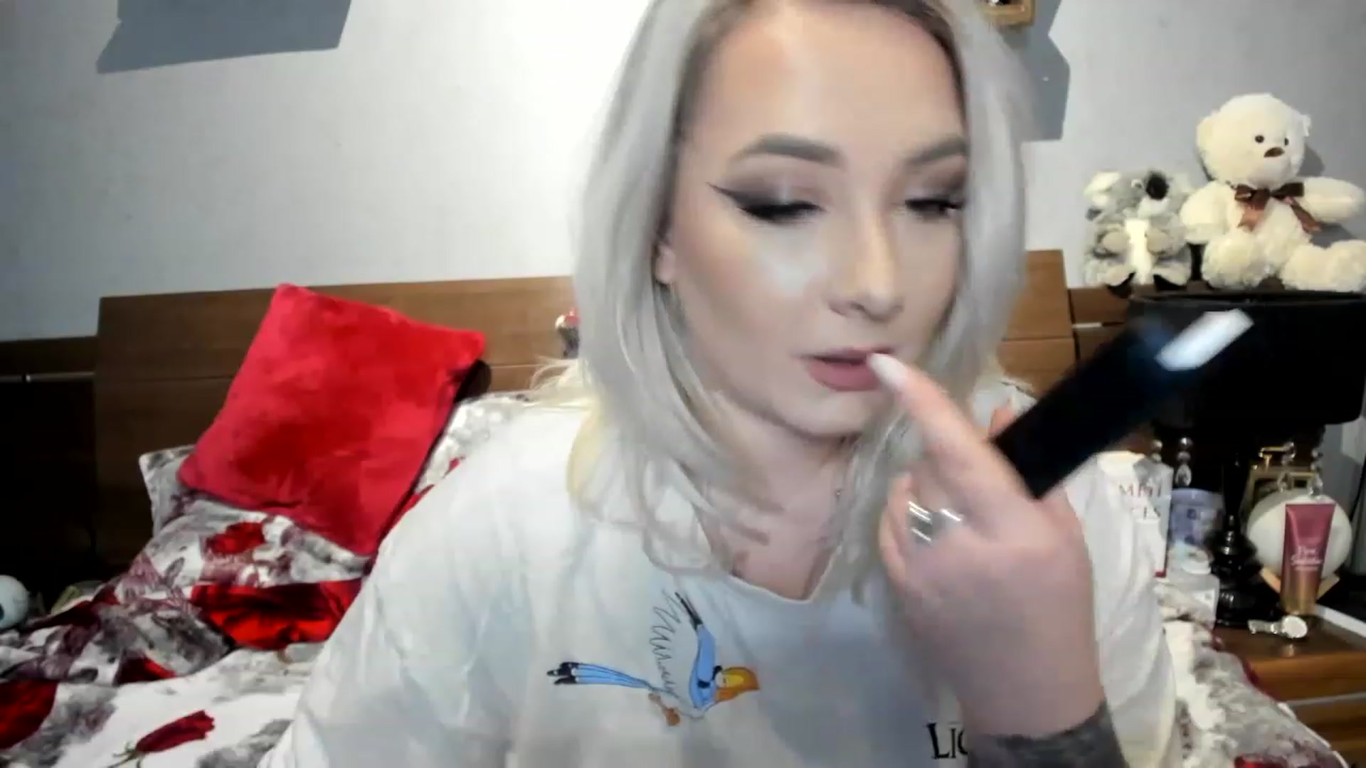 Gallery image thumbnail from LilithTongue_'s myfreecams stream on, 02/28/2023, 13:51 image 9 of 20