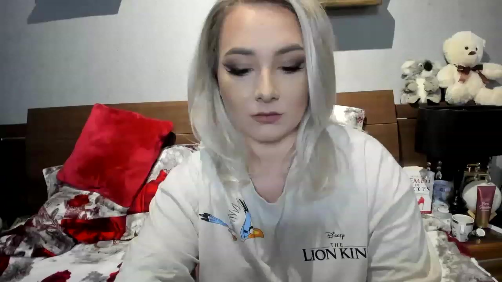 Gallery image thumbnail from LilithTongue_'s myfreecams stream on, 02/28/2023, 15:38 image 10 of 20
