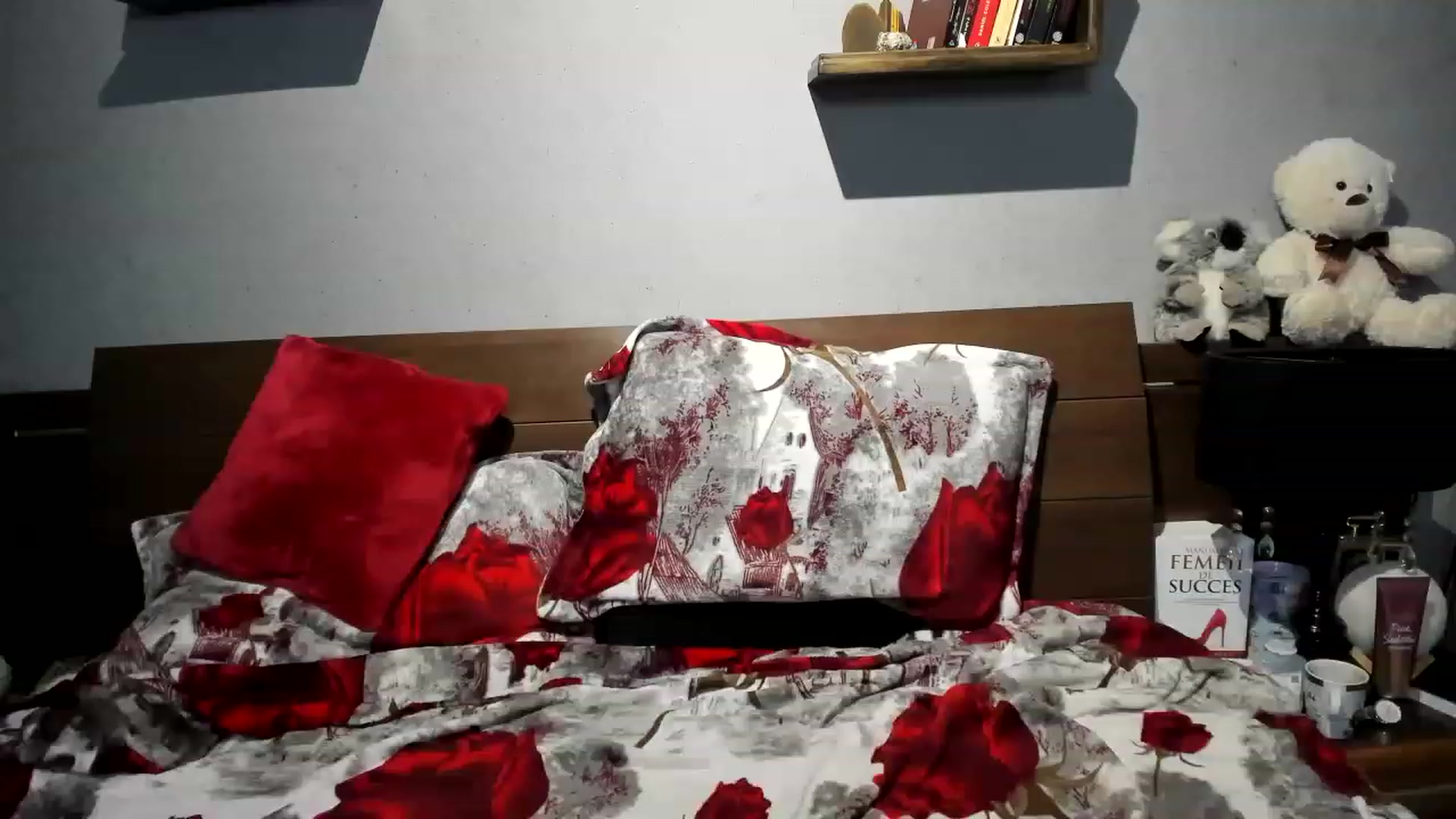 Gallery image thumbnail from LilithTongue_'s myfreecams stream on, 02/28/2023, 15:38 image 17 of 20