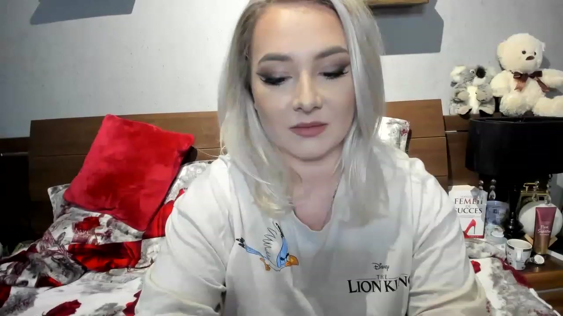 Gallery image thumbnail from LilithTongue_'s myfreecams stream on, 02/28/2023, 15:38 image 9 of 20