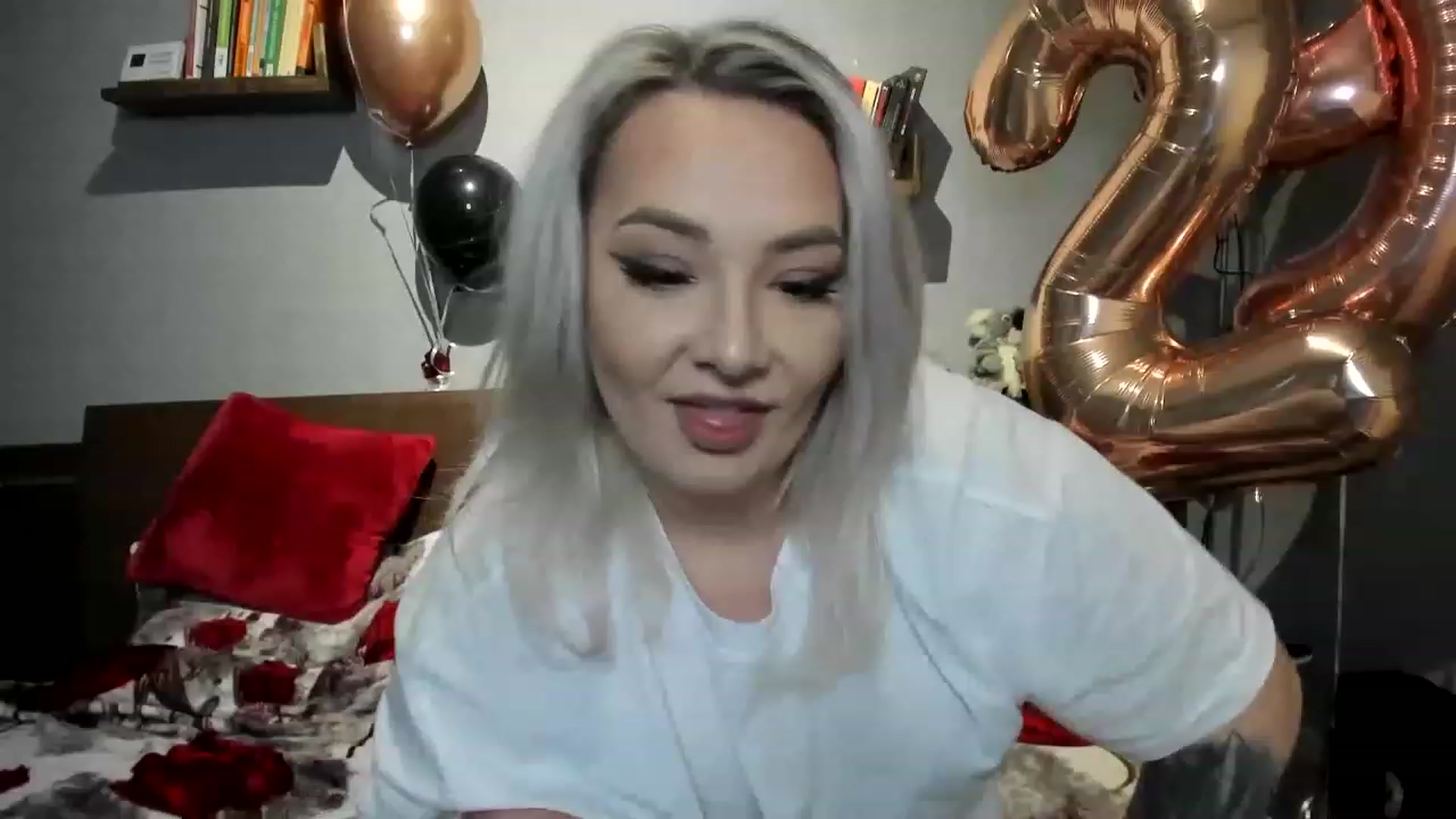 Gallery image thumbnail from LilithTongue_'s myfreecams stream on, 03/04/2023, 14:11 image 1 of 20